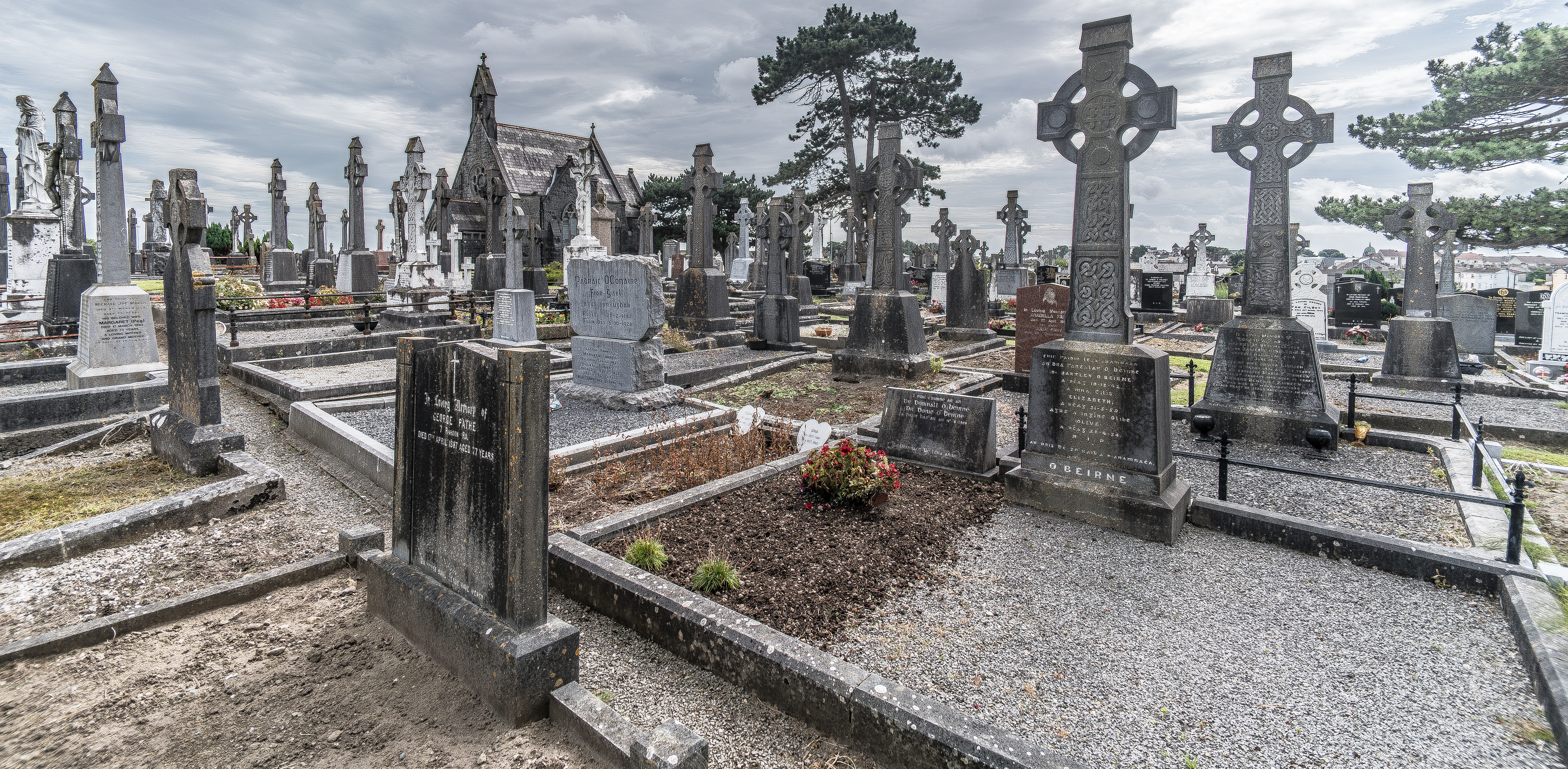  BOHERMORE VICTORIAN CEMETERY IN GALWAY 