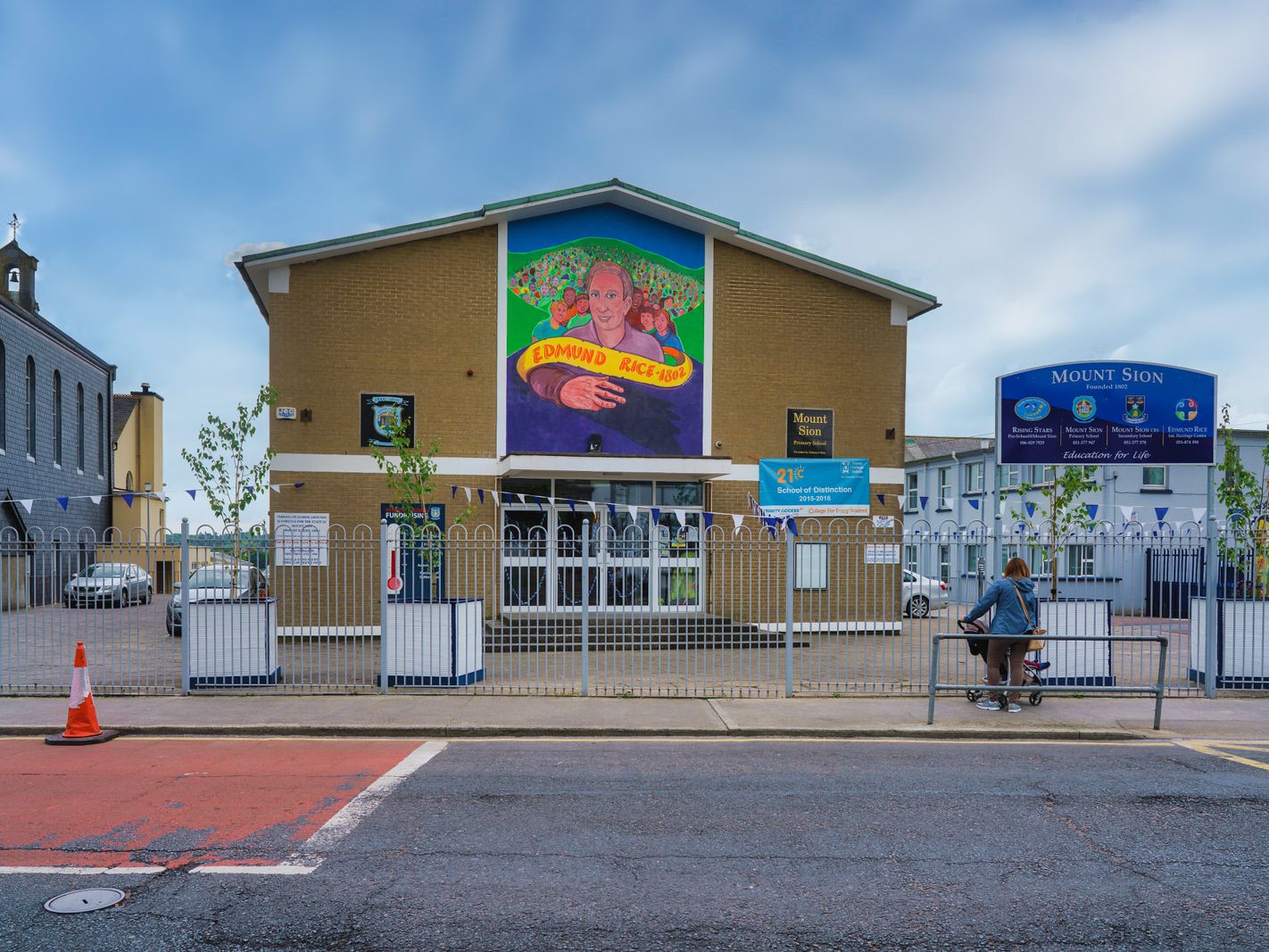 CBS SCHOOL AND EDMOND RICE CENTRE 002