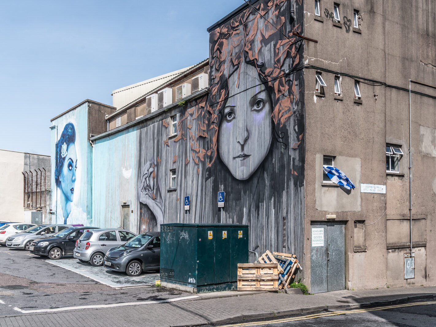 A compelling aspect of this mural's story is that it was reportedly never signed due to rain damage. This is powerfully corroborated by multiple sources from the time. Blog posts from the 2017 festival repeatedly lament the "horrible weather" and "torrential rains" that plagued the event.
