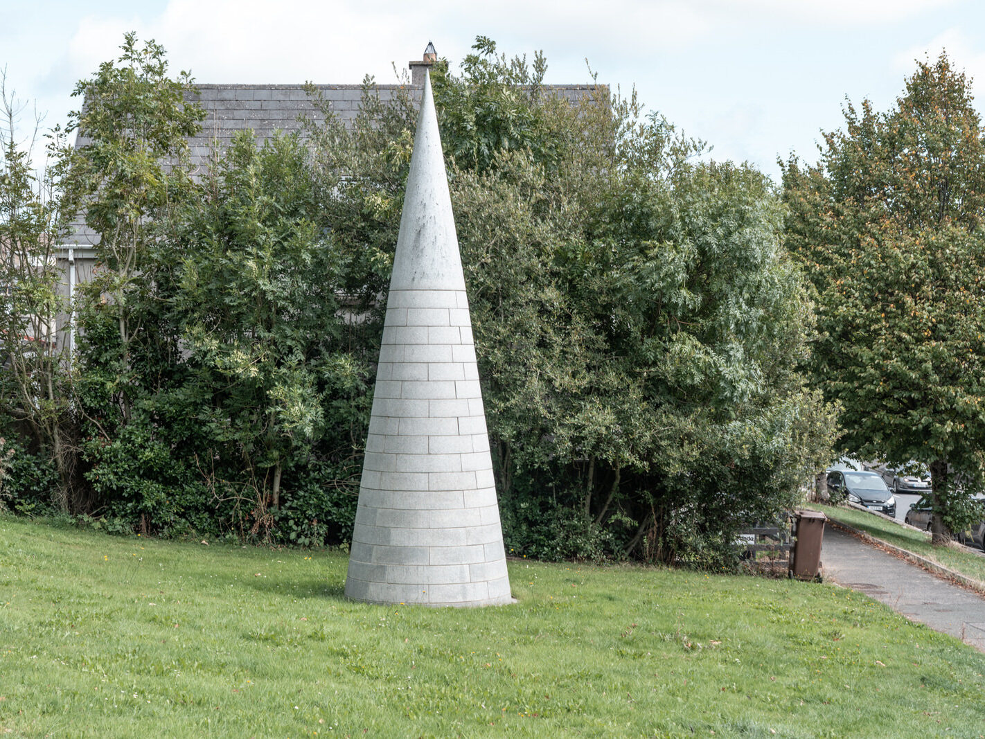 The absence of documentation in the records of known public art commissioning bodies suggests that the sculpture's origin may be a private or unique project, rather than a standard municipal commission.