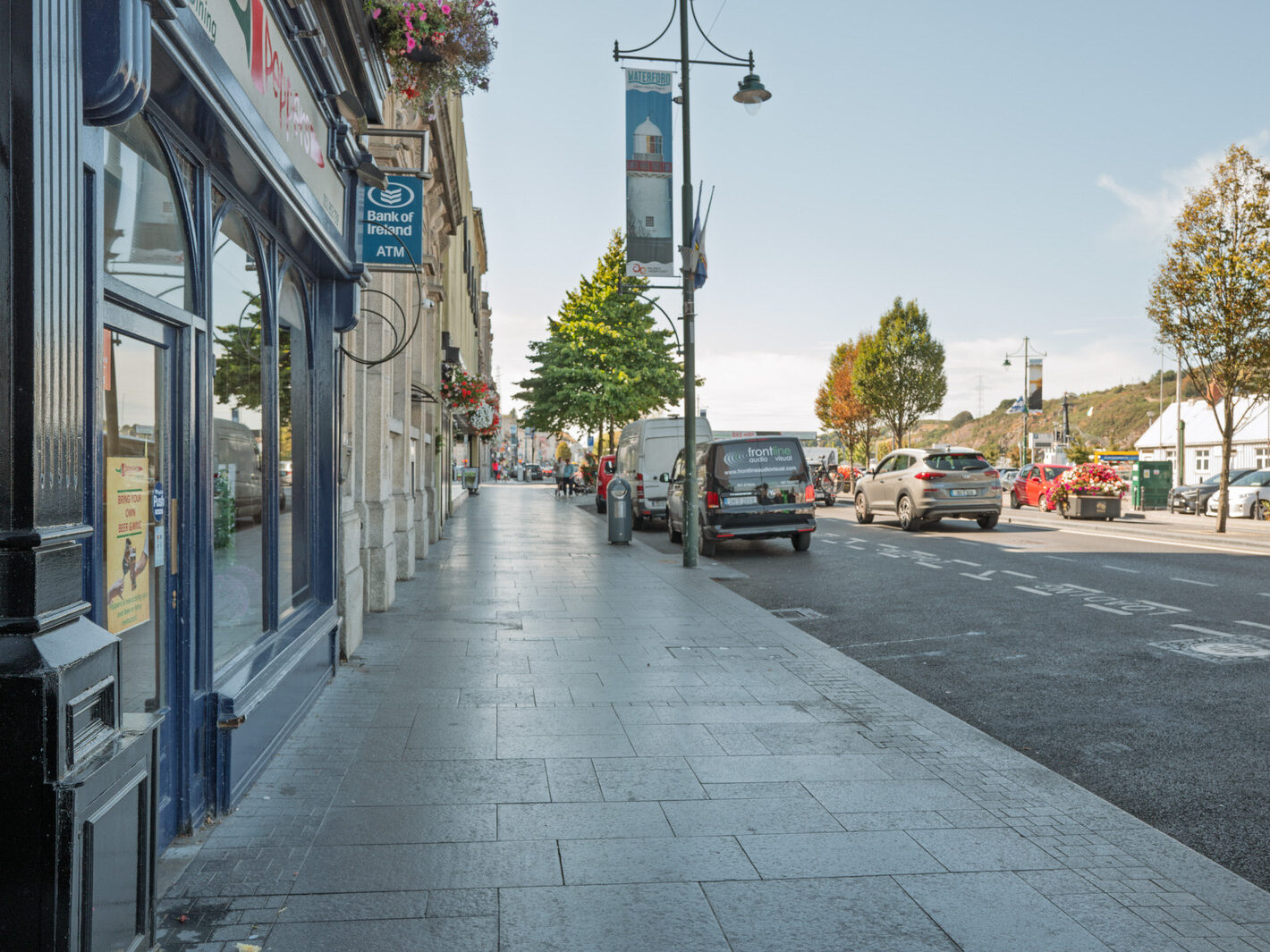 I USED A LEICA Q3 TO RANDOMLY PHOTOGRAPH WATERFORD CITY IN AUGUST 2026-274608