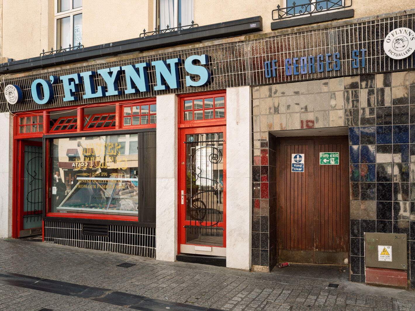 I USED A LEICA Q3 TO RANDOMLY PHOTOGRAPH WATERFORD CITY IN AUGUST 2026-274620