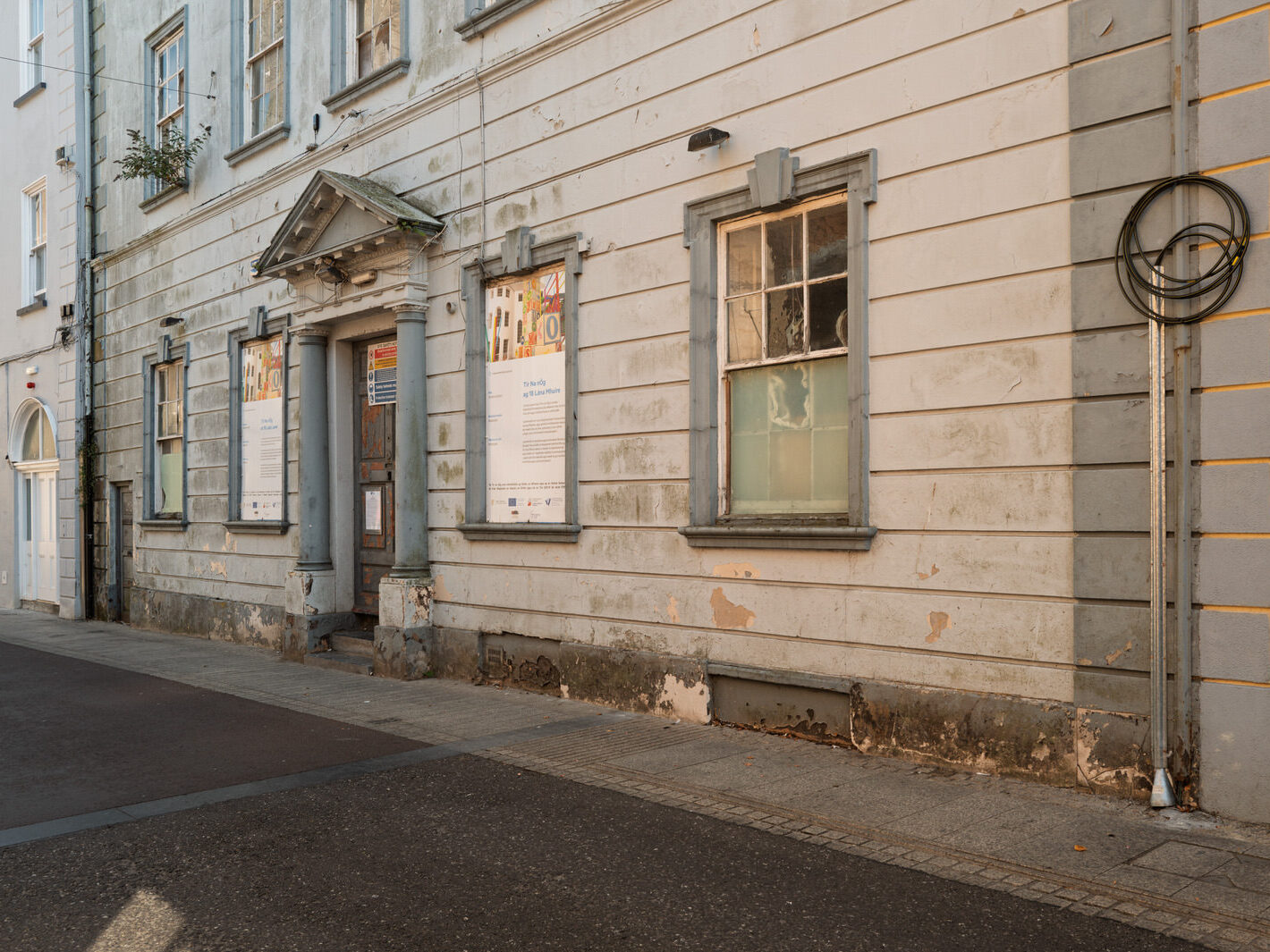 I USED A LEICA Q3 TO RANDOMLY PHOTOGRAPH WATERFORD CITY IN AUGUST 2026-274683