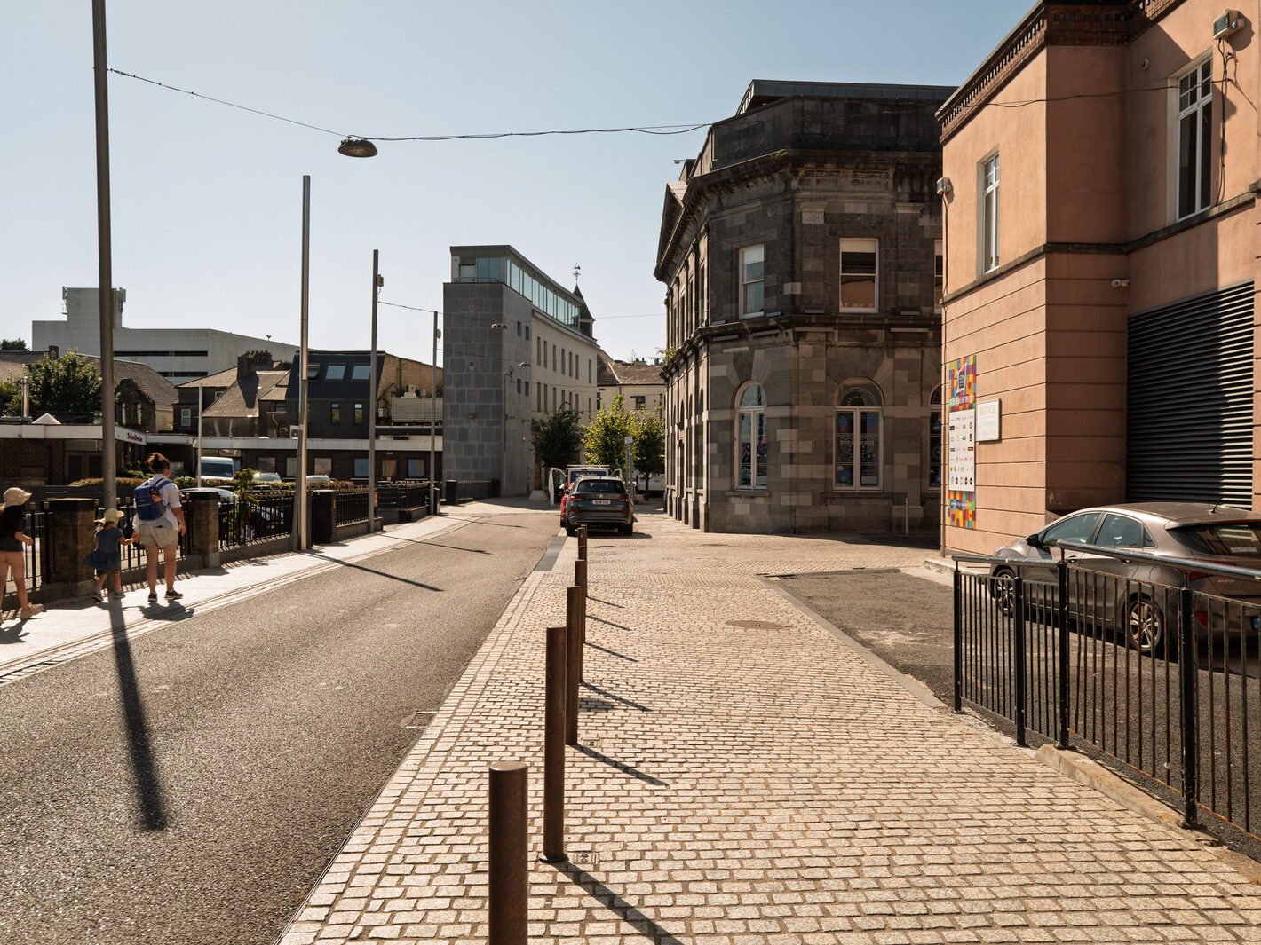 I USED A LEICA Q3 TO RANDOMLY PHOTOGRAPH WATERFORD CITY IN AUGUST 2026-274688