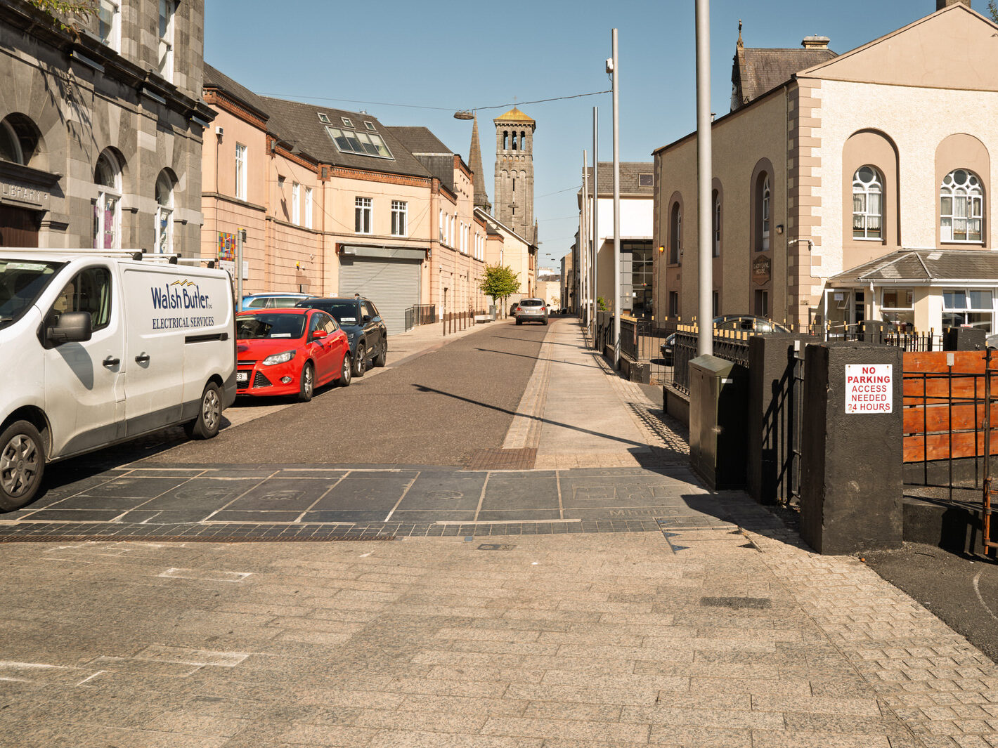 I USED A LEICA Q3 TO RANDOMLY PHOTOGRAPH WATERFORD CITY IN AUGUST 2026-274698