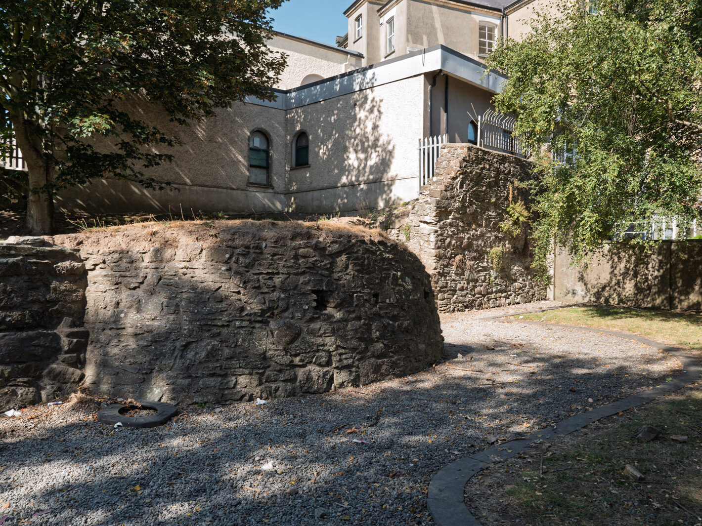 I USED A LEICA Q3 TO RANDOMLY PHOTOGRAPH WATERFORD CITY IN AUGUST 2026-274712
