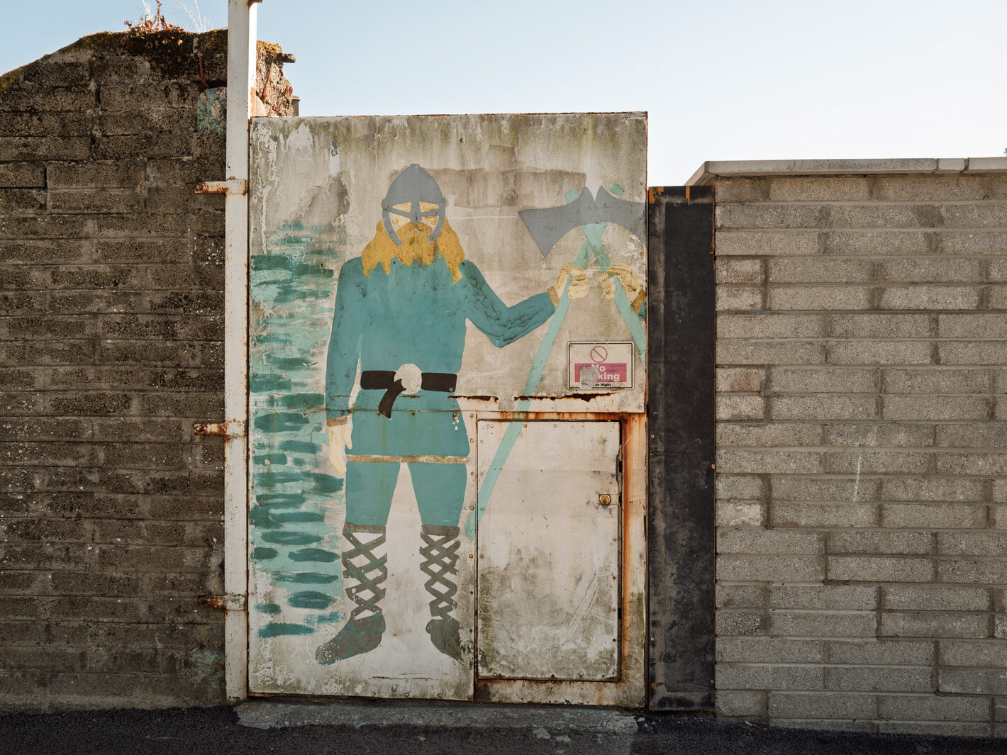 I USED A LEICA Q3 TO RANDOMLY PHOTOGRAPH WATERFORD CITY IN AUGUST 2026-274723