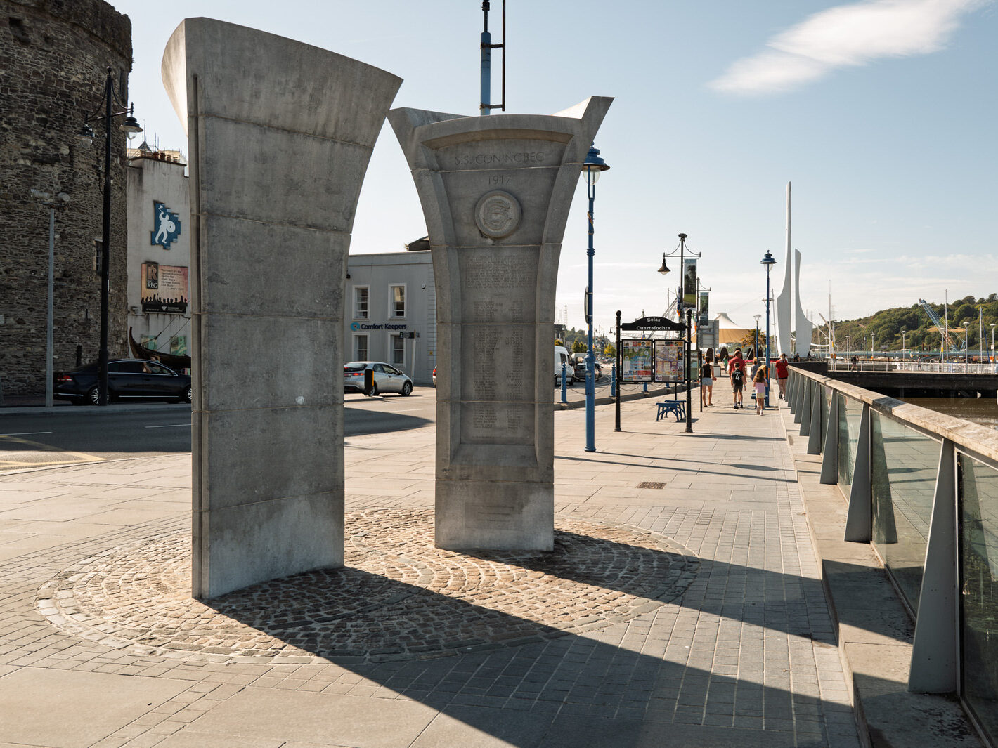 I USED A LEICA Q3 TO RANDOMLY PHOTOGRAPH WATERFORD CITY IN AUGUST 2026-274749