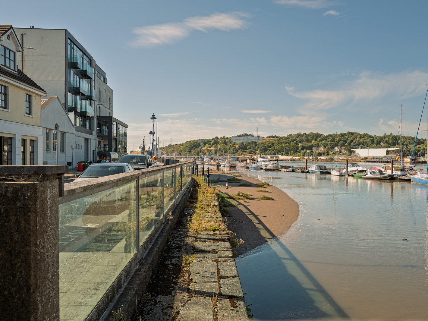I USED A LEICA Q3 TO RANDOMLY PHOTOGRAPH WATERFORD CITY IN AUGUST 2026-274759