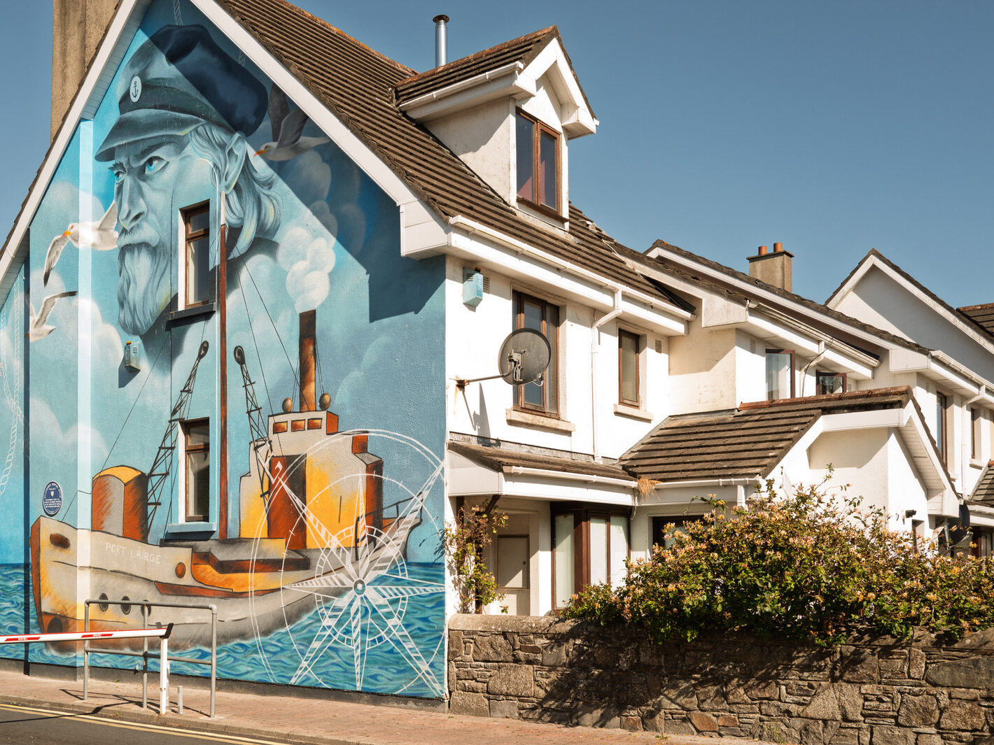 I USED A LEICA Q3 TO RANDOMLY PHOTOGRAPH WATERFORD CITY IN AUGUST 2026-274763