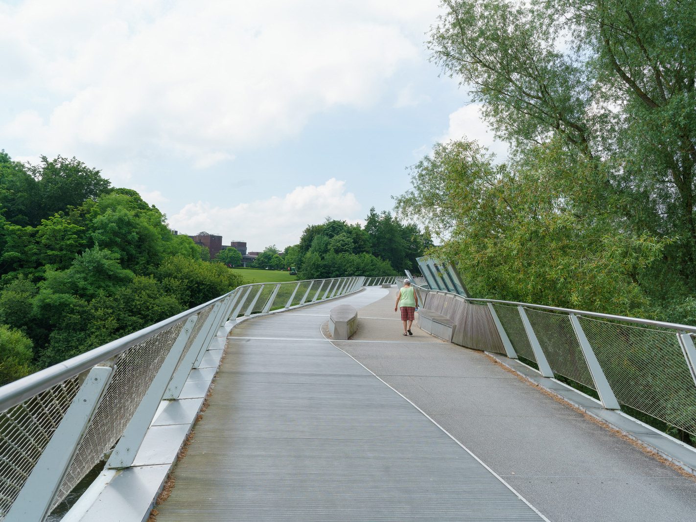 EXPLORING THE LIVING BRIDGE ACROSS THE RIVER SHANNON [CYCLISTS ARE SUPPOSED TO DISMOUNT]-227686-1