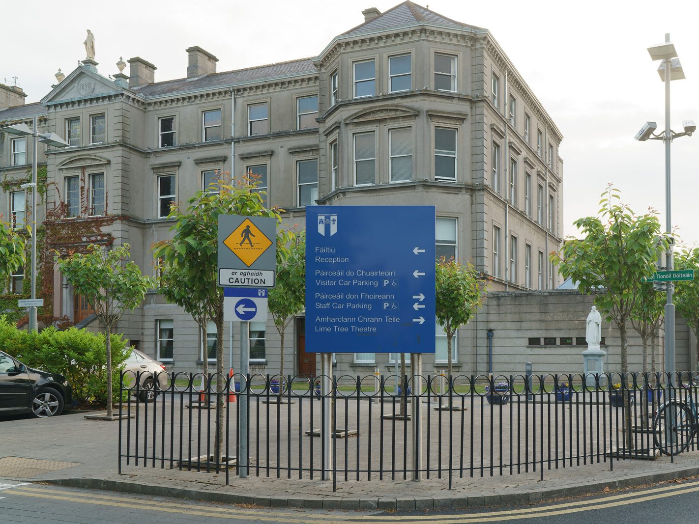 MARY IMMACULATE COLLEGE IN LIMERICK CITY [ALSO KNOWN AS MIC OR MARY I]-227617-1