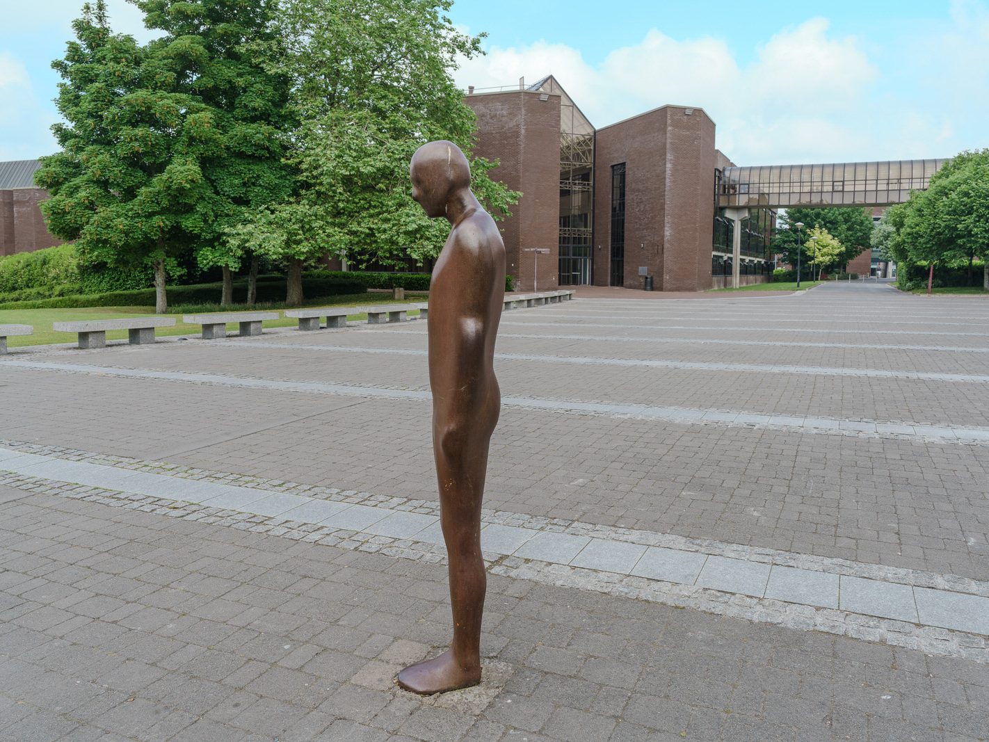 SCULPTURE BY ANTHONY GORMLEY [KNOWN AS BROWN THOMAS BY STUDENTS AT LIMERICK UNIVERSITY]-227694-1
