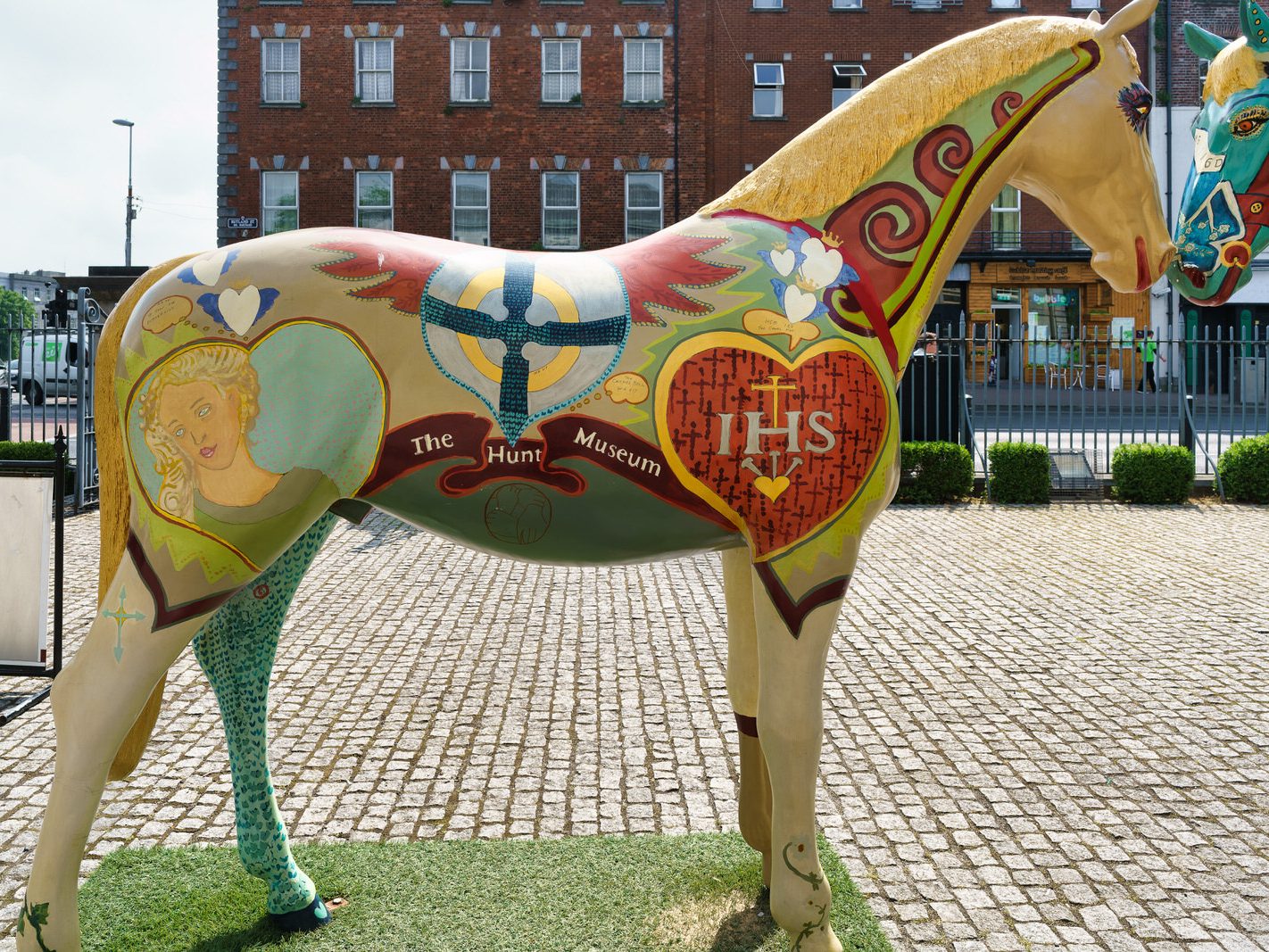 THE URBAN HORSE PROJECT BY ANGELA CONNOLLY [TWO EXAMPLES AT THE HUNT MUSEUM IN LIMERICK]-227606-1