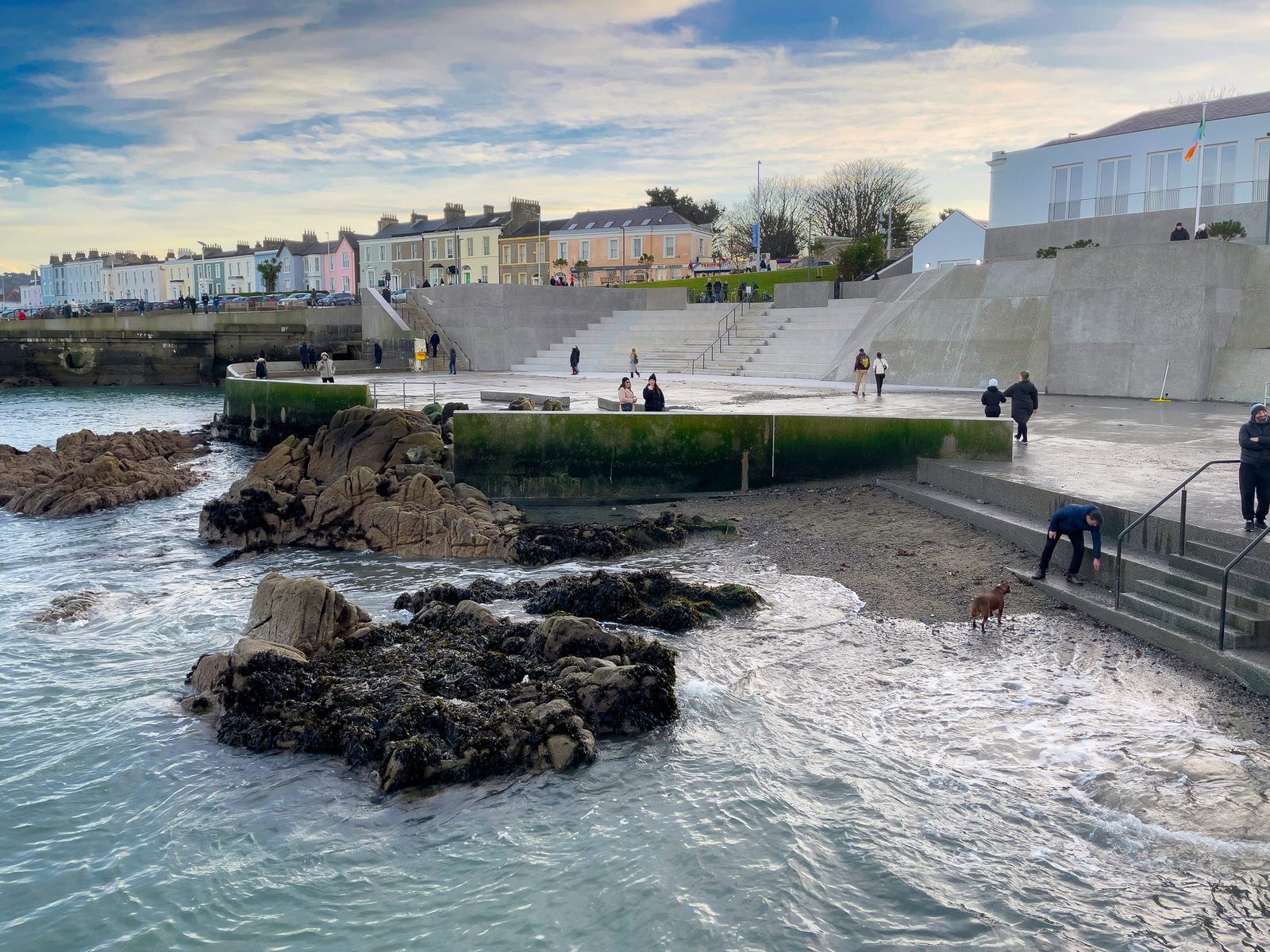 THE REFURBISHED BATHS IN DUN LAOGHAIRE BUT WHERE IS THE POOL 042