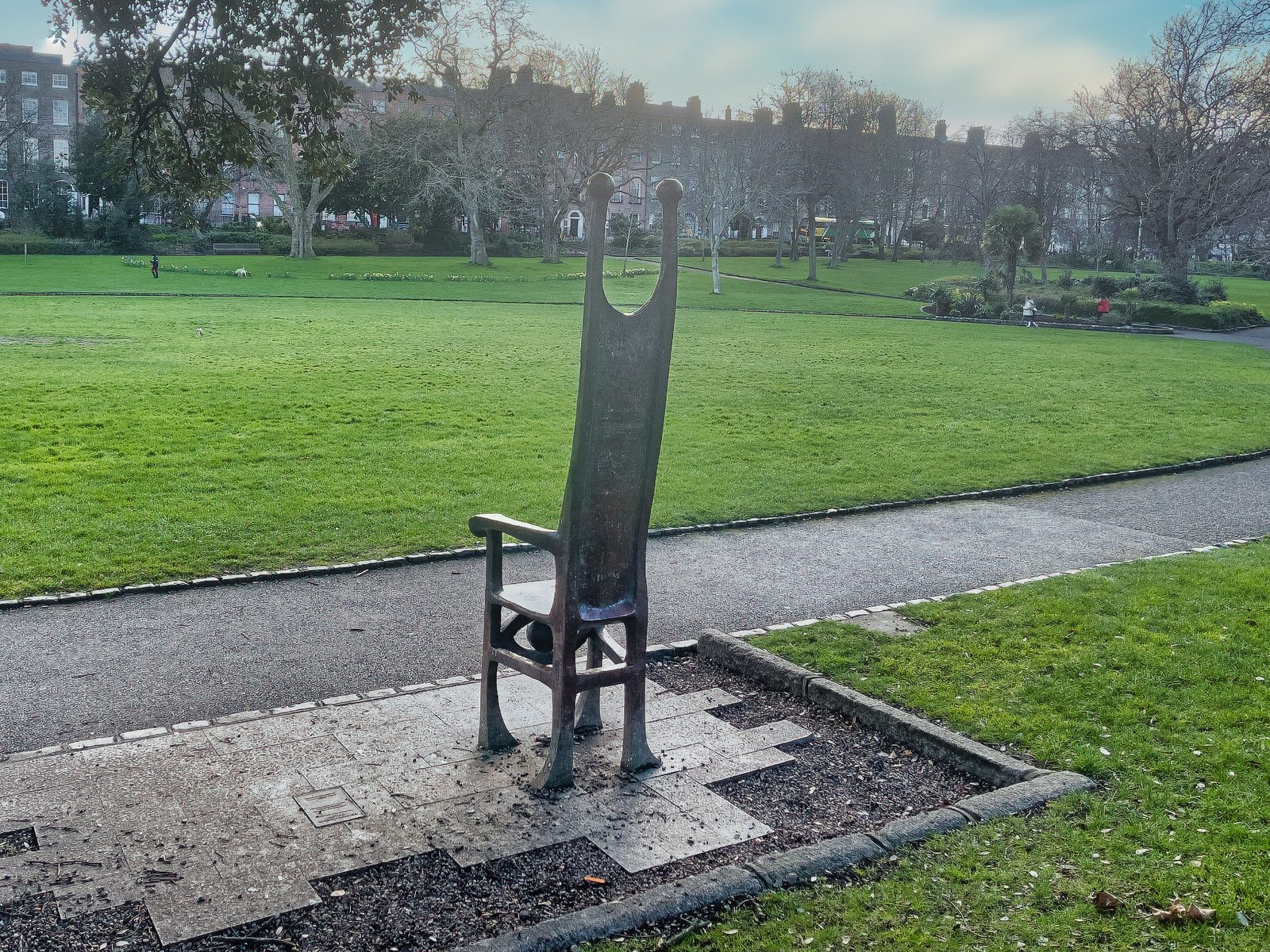 THE JOKER'S CHAIR IS A MEMORIAL TO DERMOT MORGAN 001