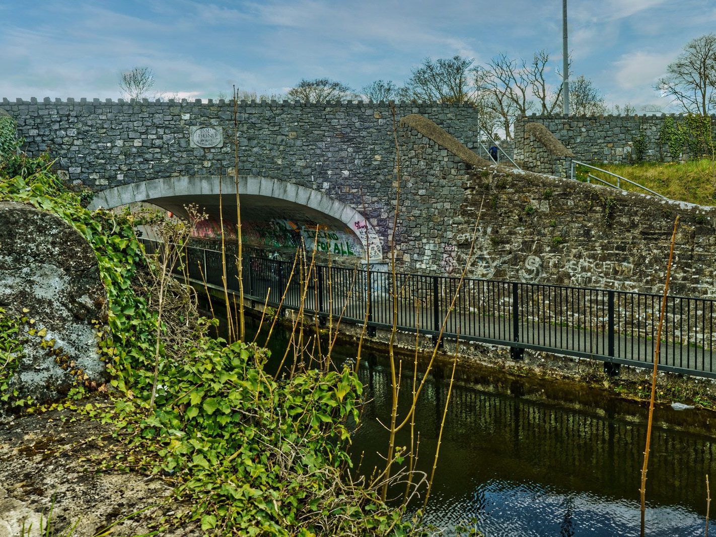 BOND BRIDGE ACROSS THE ROYAL CANAL IN MAYNOOTH [I WAS UNAWARE OF THIS BRIDGE UNTIL TODAY] 022