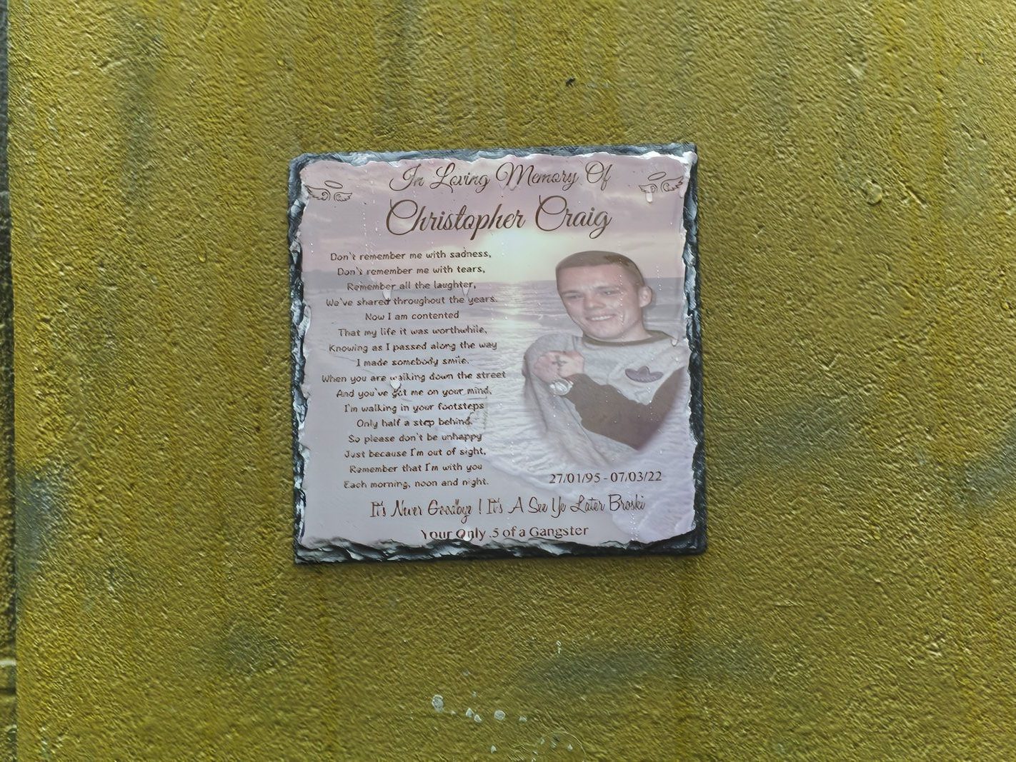 IN MEMORY OF CHRISTOPHER CRAIG [DUBLIN CITY CENTRE] 002