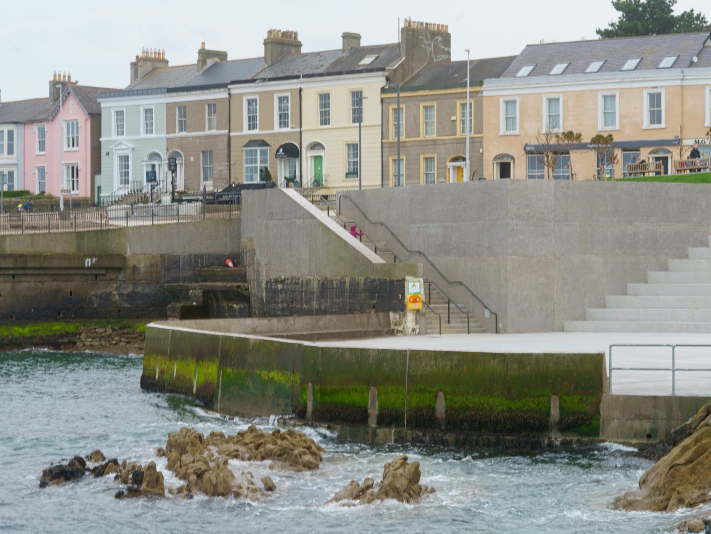 THE PUBLIC BATHS PROJECT IN DUN LAOGHAIRE BUT WITHOUT A SWIMMING POOL 010