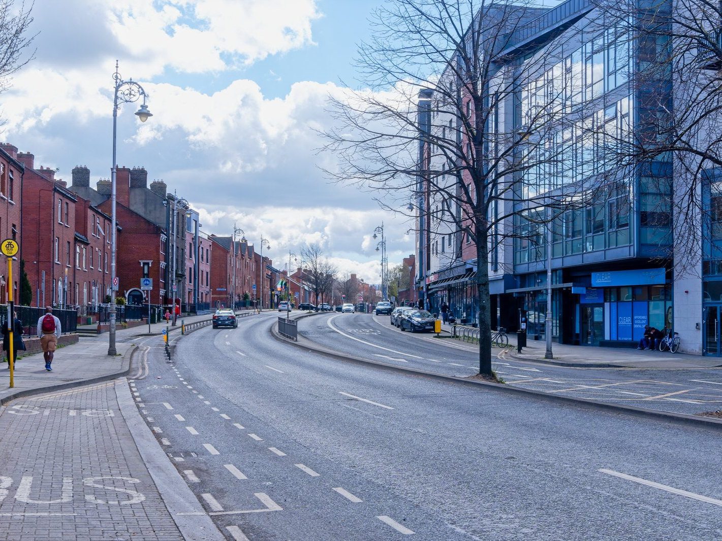 I WALKED ALONG NEW STREET SOUTH AND CLANBRASSIL STREET 004