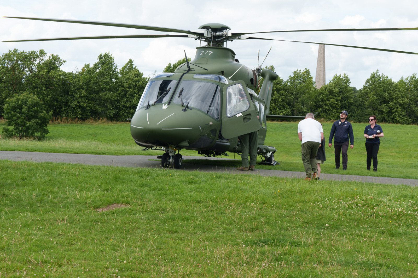 IT IS NOT OFTEN THAT I GET TO SEE A HELICOPTER UP CLOSE [EUROCOPTER EX135 T2] 013