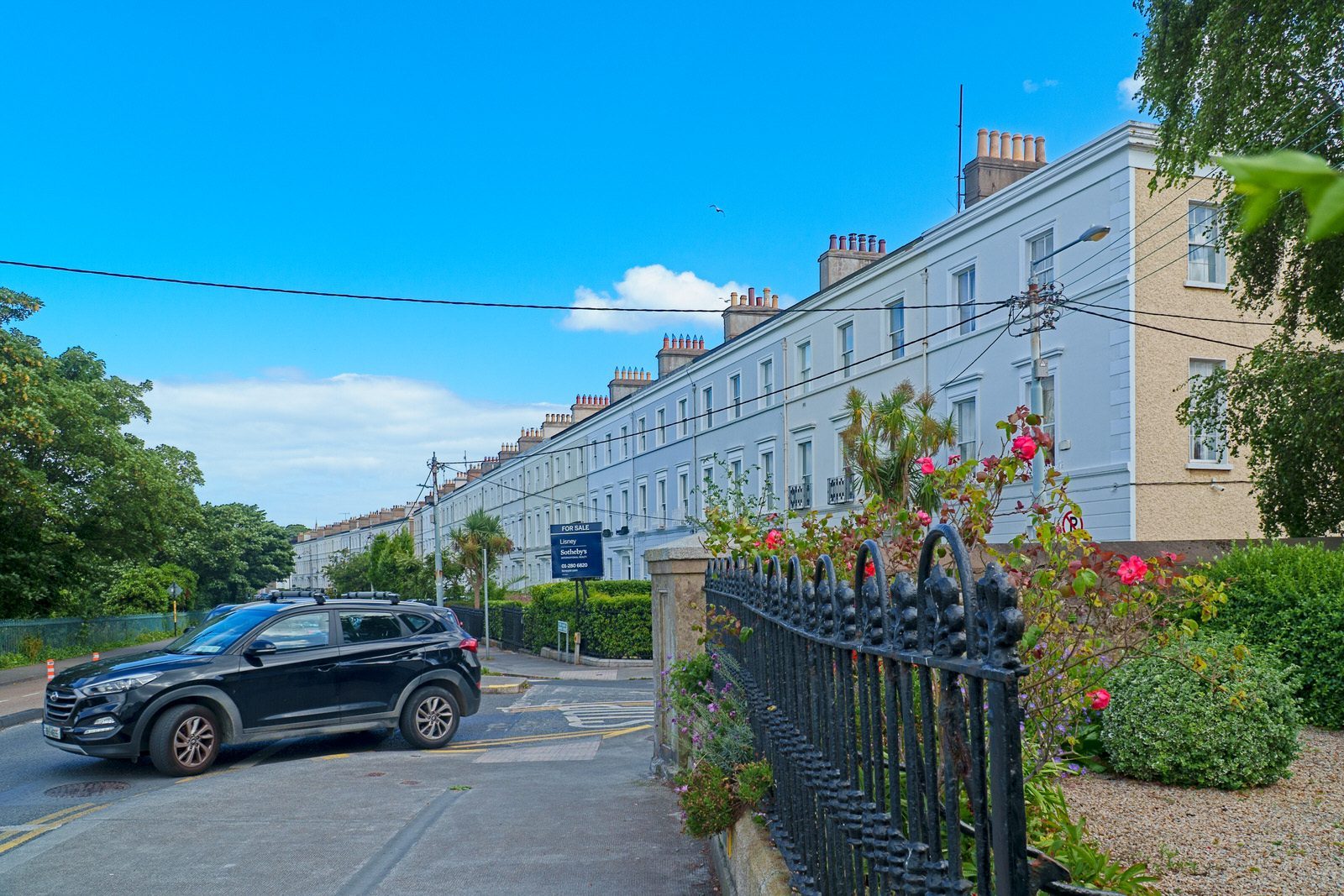 LONGFORD TERRACE AND CLOSE BY [SALTHILL AND MONKSTOWN TRAIN STATION] 001