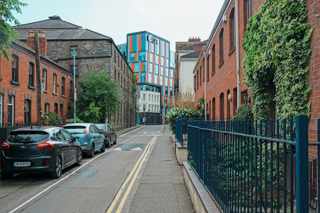 NEW ROW SOUTH [CONNECTING THE COOMBE AND MILL STREET] 003