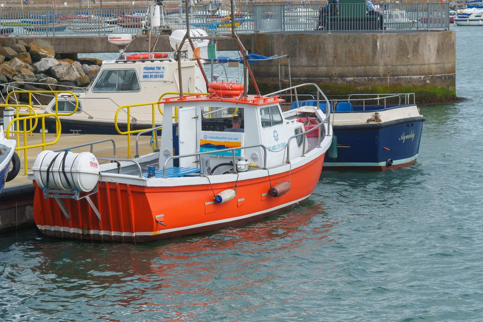 BOATS AND PEOPLE ON A SUNNY DAY [THE FISHING VILLAGE OF HOWTH]-221455-1