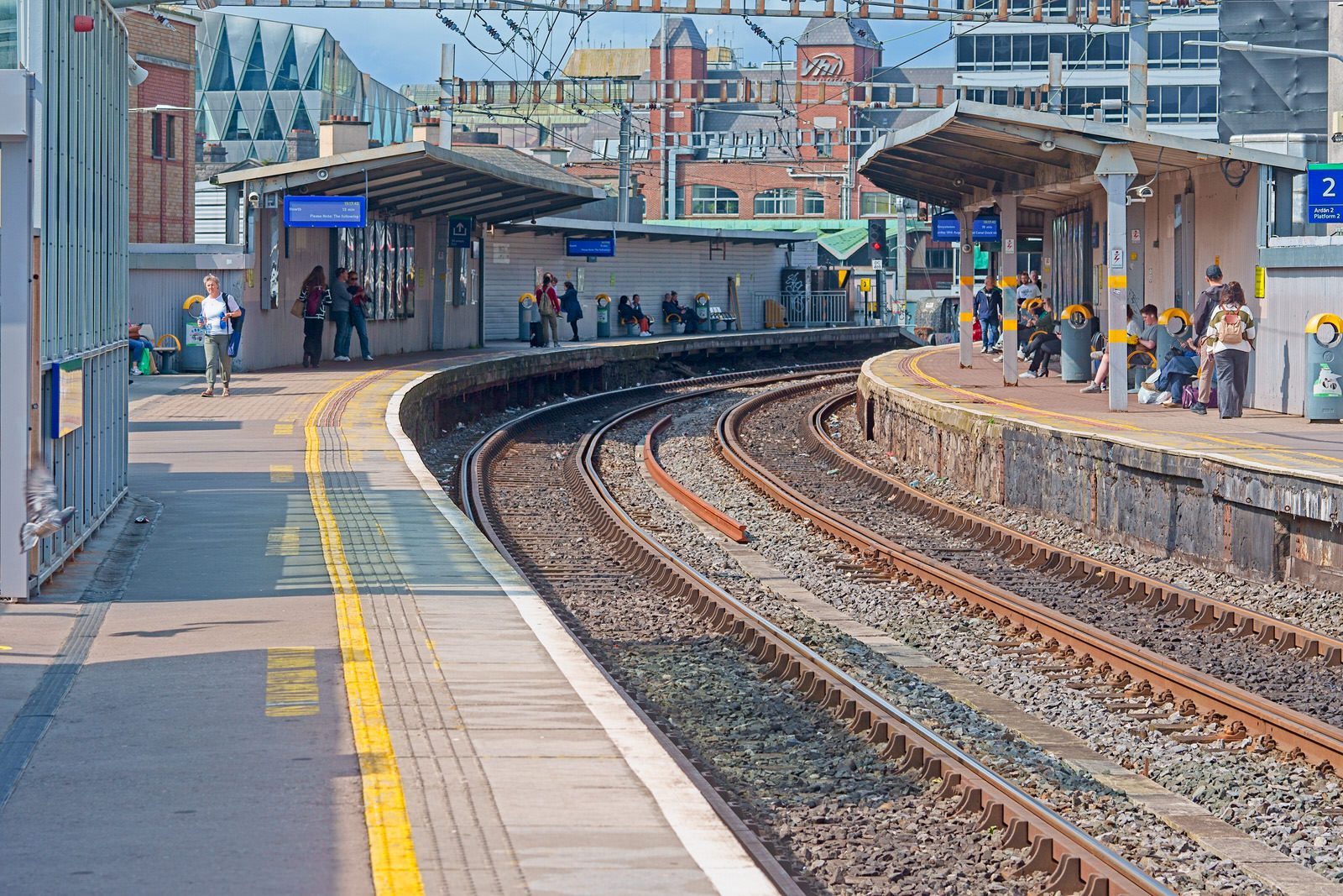 COMPRESSED VIEWS OF TARA STREET TRAIN STATION [I USED THE EQUIVALENT OF A 130MM LENS] 004