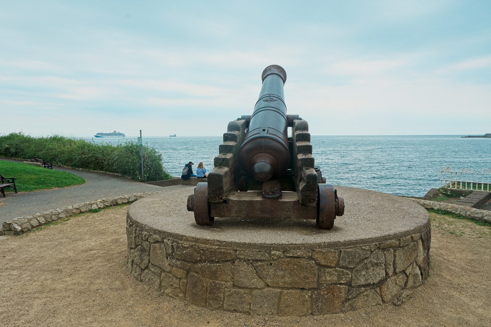 OUR PATRIOT AIR DEFENCE SYSTEM [ACTUALLY IT IS A CANNON FROM THE 1853-56 CRIMEA WAR] 001