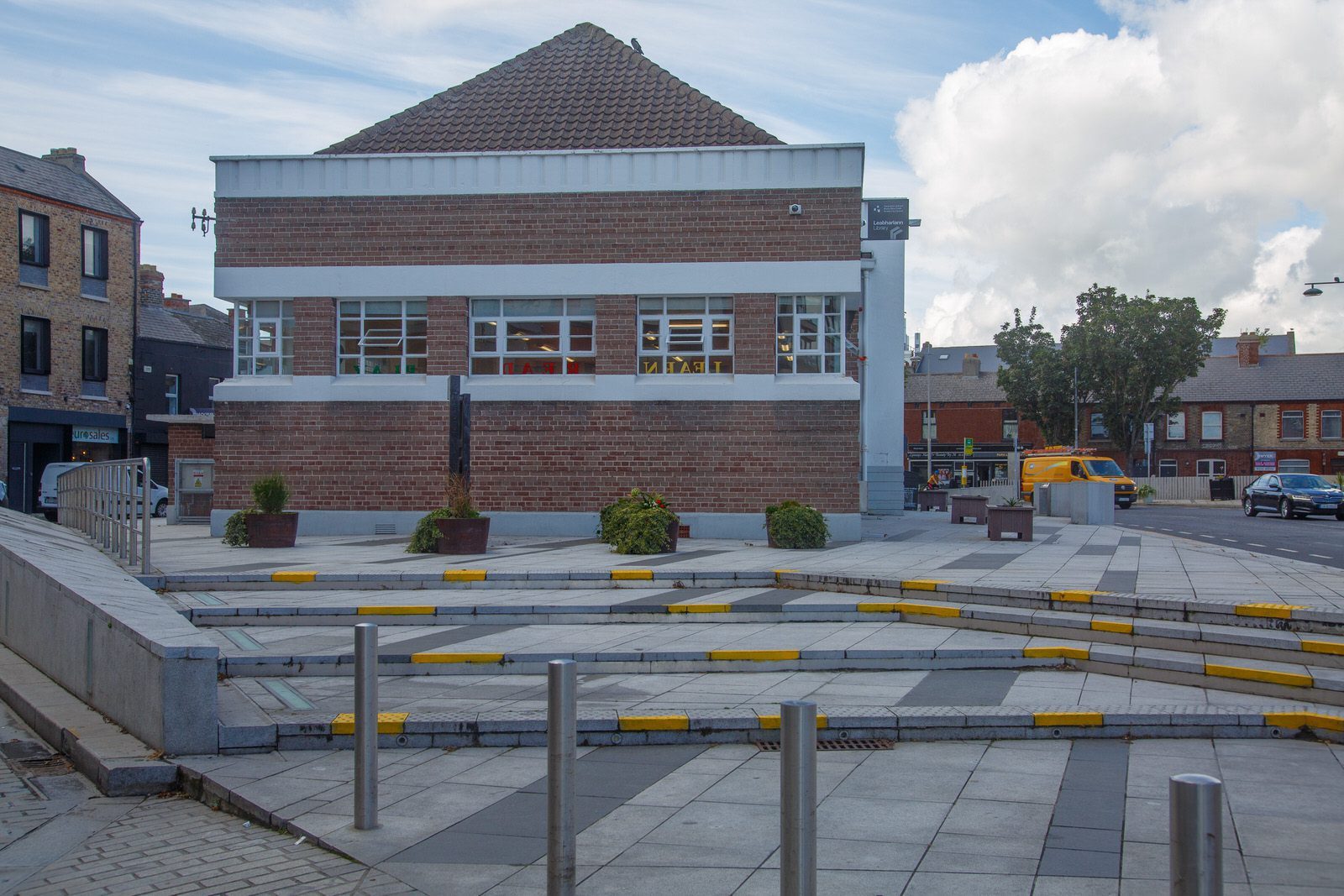 RINGSEND LIBRARY [AN ART DECO BUILDING BY ROBERT SORLEY LAWRIE] 009