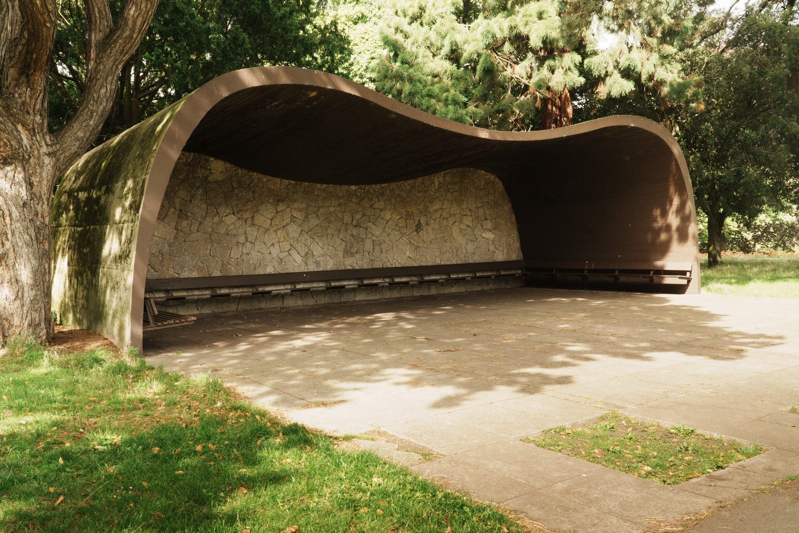 THE CONCRETE SHELTER IN PHOENIX PARK [LOCATED IN THE PEOPLE'S FLOWER GARDENS] 002