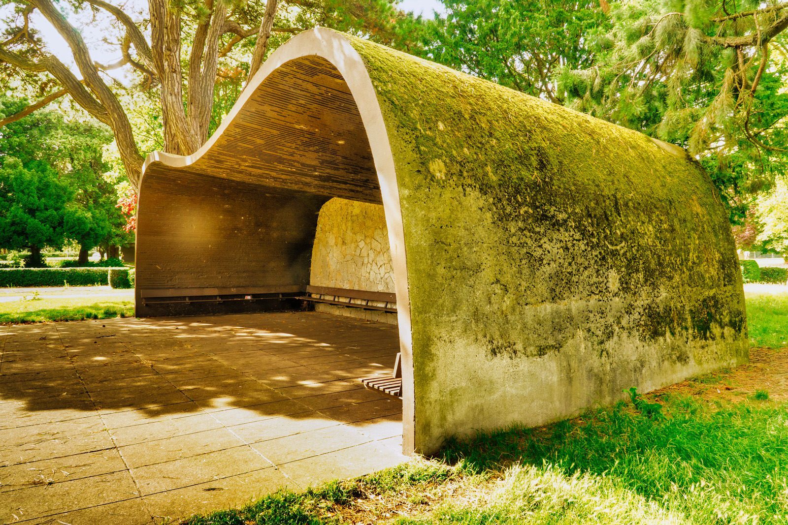 THE CONCRETE SHELTER IN PHOENIX PARK [LOCATED IN THE PEOPLE'S FLOWER GARDENS] 009