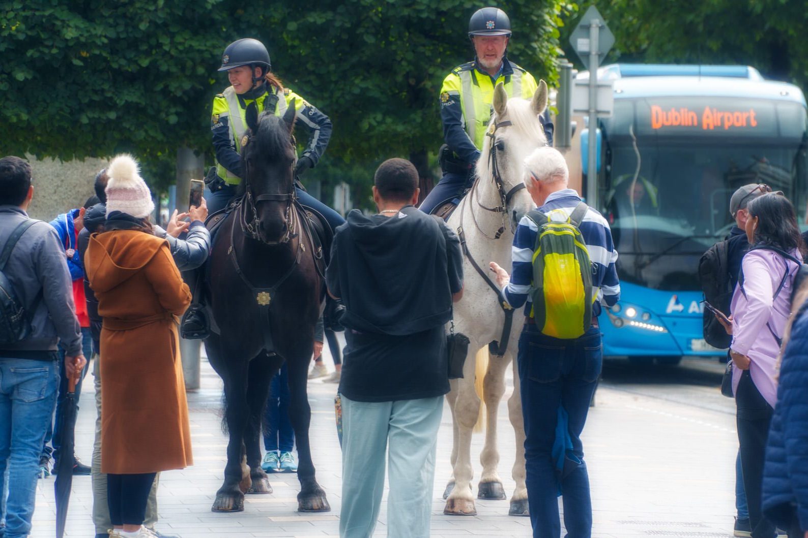 THE MINISTER RESPONSIBLE PROMISED ADDITIONAL POLICING [THEY HAVE ARRIVED WITH THEIR HORSES IN O'CONNELL STREET] 004