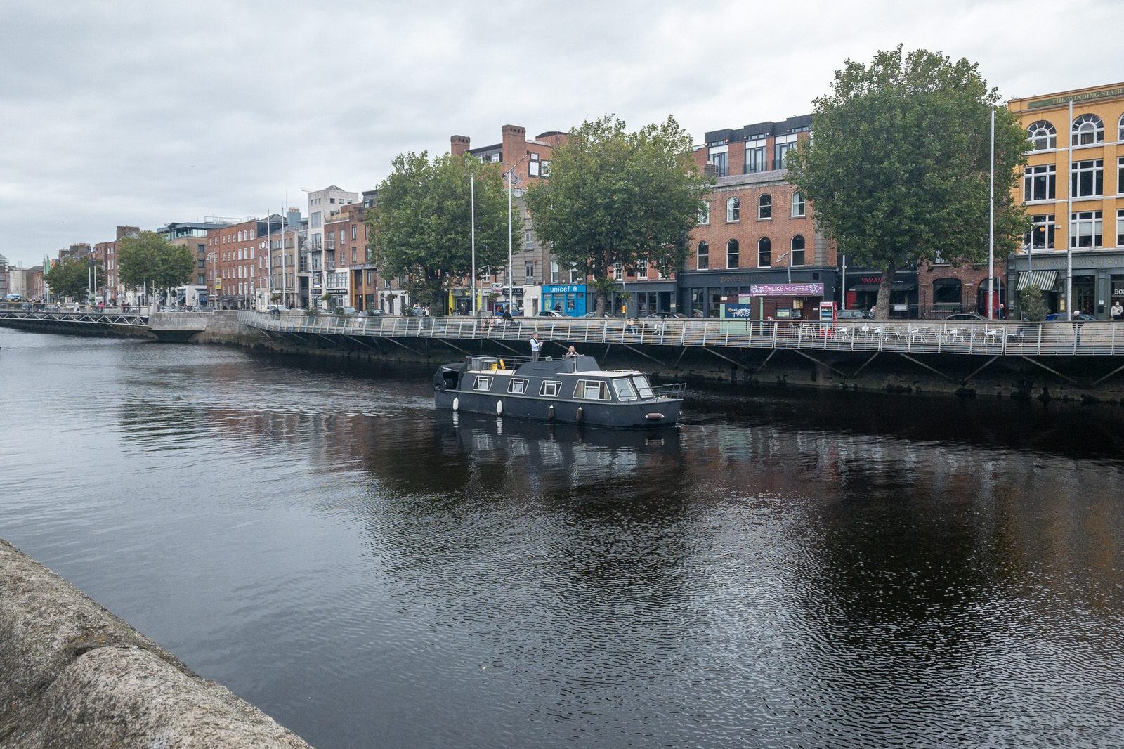 TWO BOATS AND A BARGE [SAILING DOWN THE RIVER LIFFEY] 011