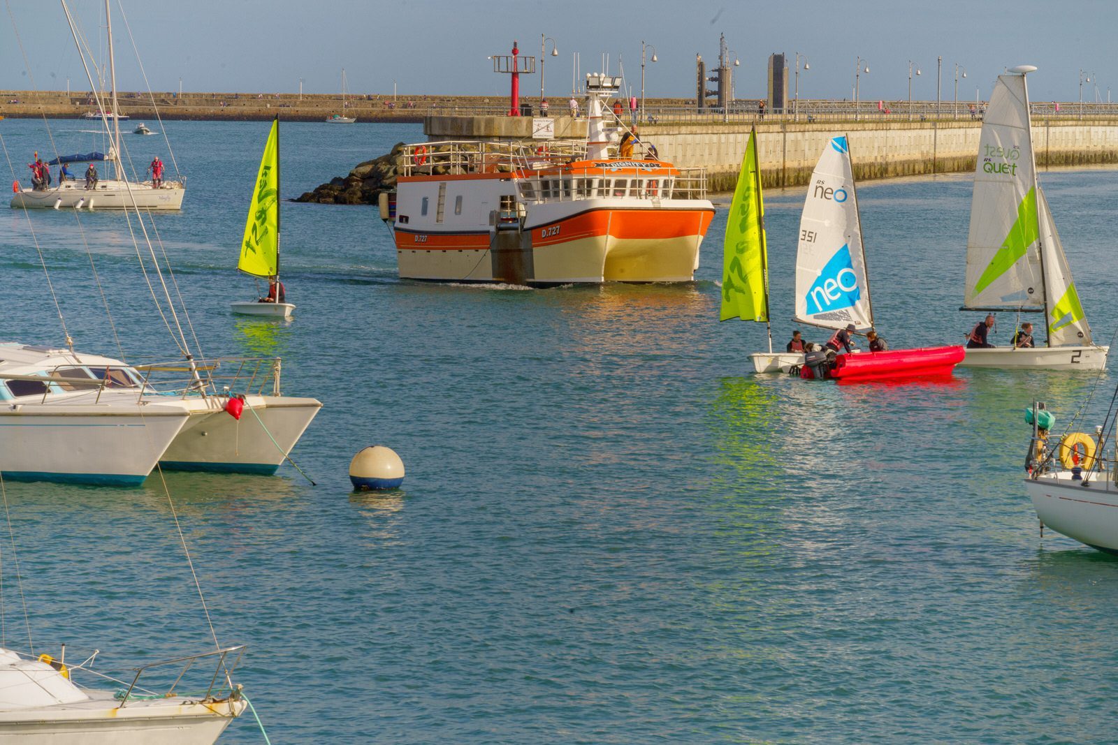 DIGNITY D727 IS A POTTING CATAMARAN [IT OPERATED OUT OF DUB LAOGHAIRE] 003