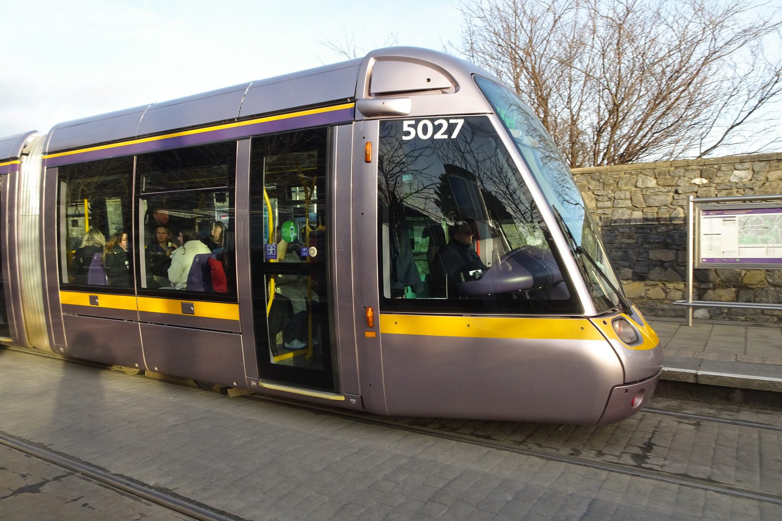 THE MILLTOWN LUAS TRAM STOP A FEW DAYS BEFORE CHRISTMAS DAY [AND NEARBY]-226265-1