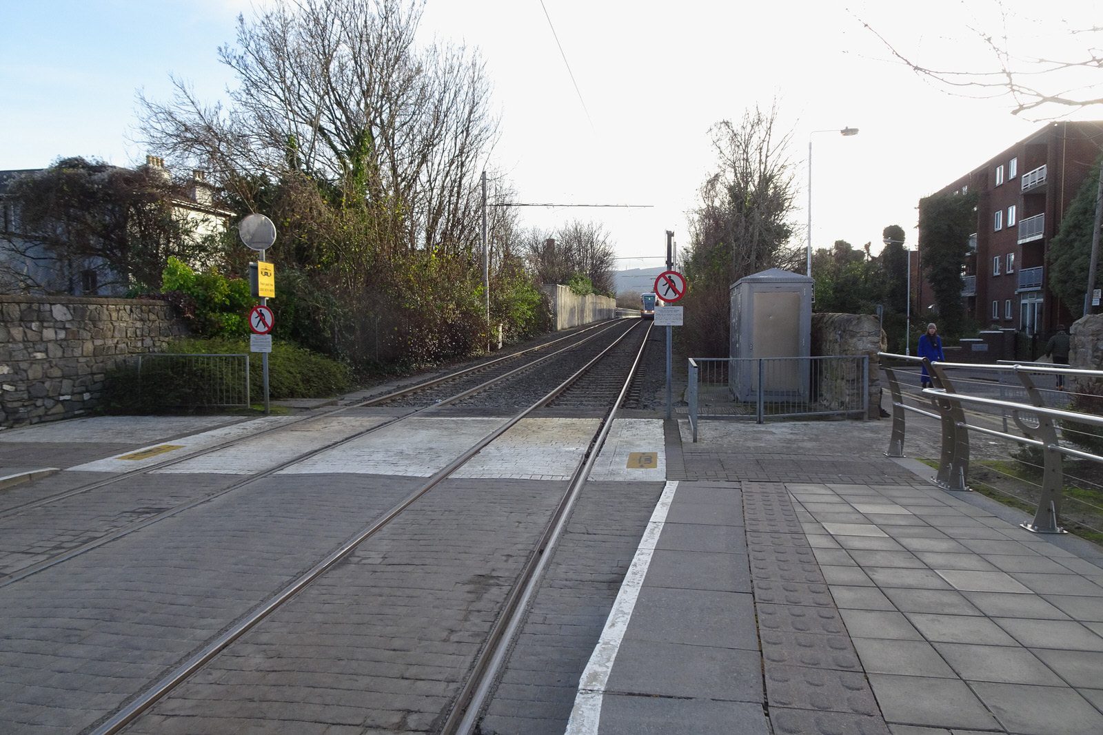 THE MILLTOWN LUAS TRAM STOP A FEW DAYS BEFORE CHRISTMAS DAY [AND NEARBY]-226270-1