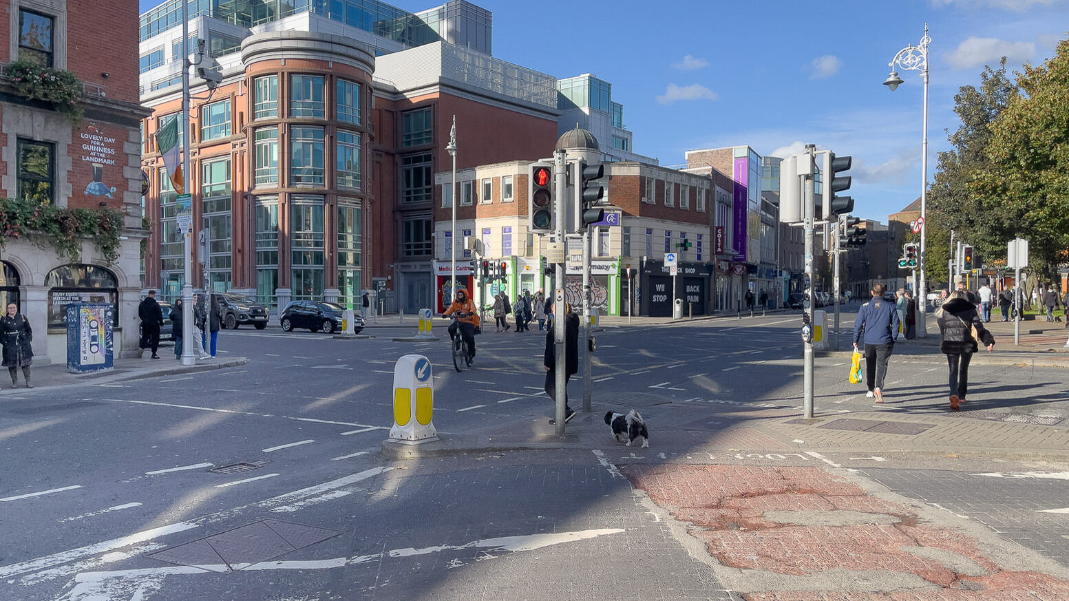 A WALK ALONG WEXFORD STREET AND CAMDEN STREET [ACCORDING TO TIME OUT MAGAZINE CAMDEN STREET IS NOW COOL]-223014-1