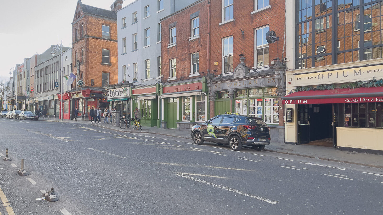 A WALK ALONG WEXFORD STREET AND CAMDEN STREET [ACCORDING TO TIME OUT MAGAZINE CAMDEN STREET IS NOW COOL]-223018-1