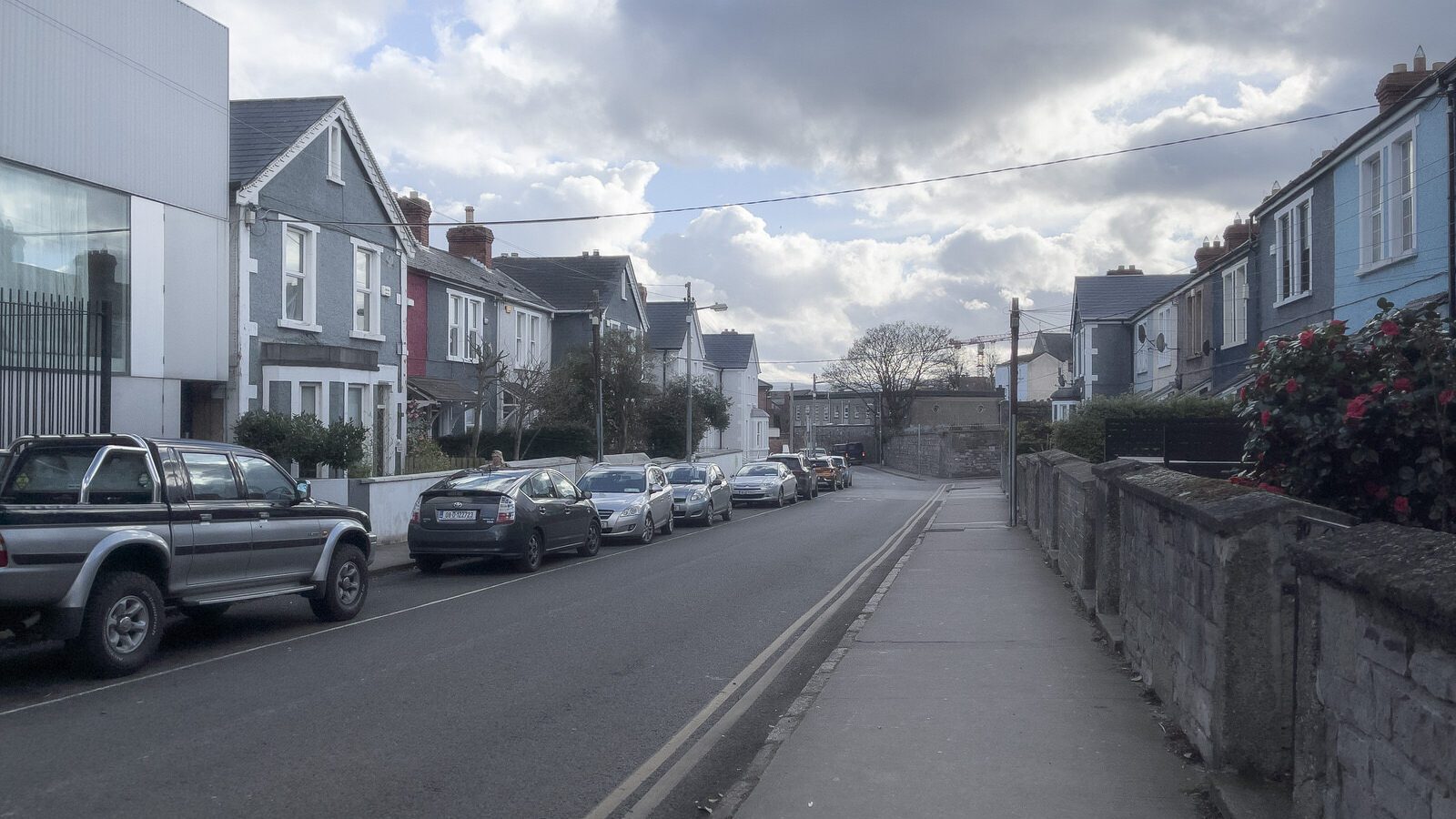 EXPLORING GRANGEGORMAN LOWER [WHICH IS BOTH A STREET AND AN AREA OR DISTRICT]-229040-1