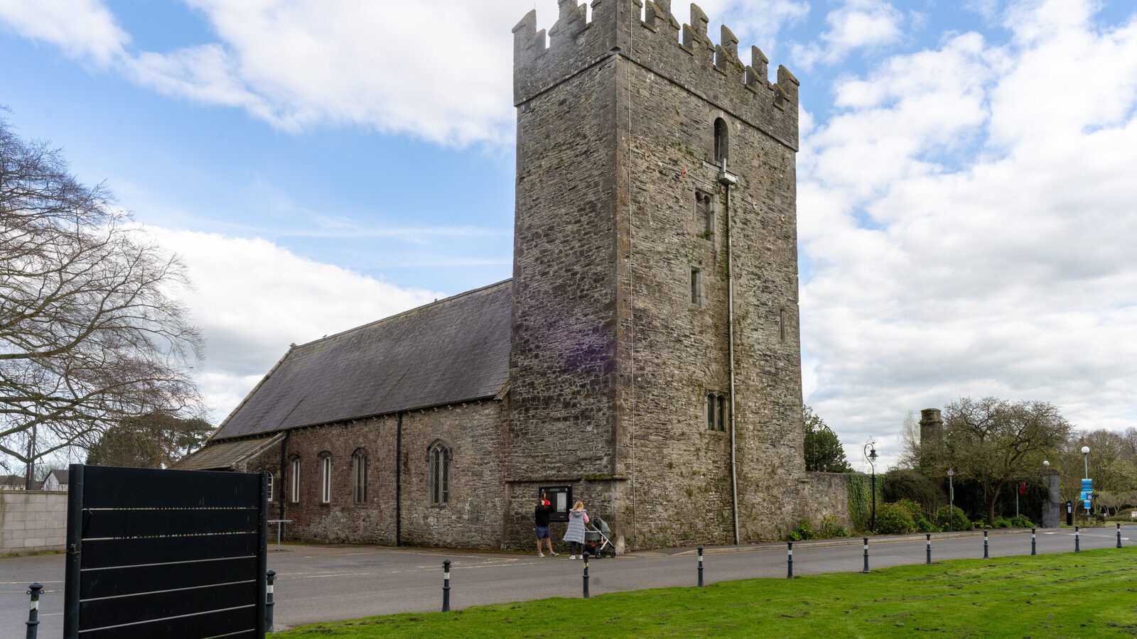 ST PATRICK'S COLLEGE IN MAYNOOTH [COUNTY KILDARE]-223051-1