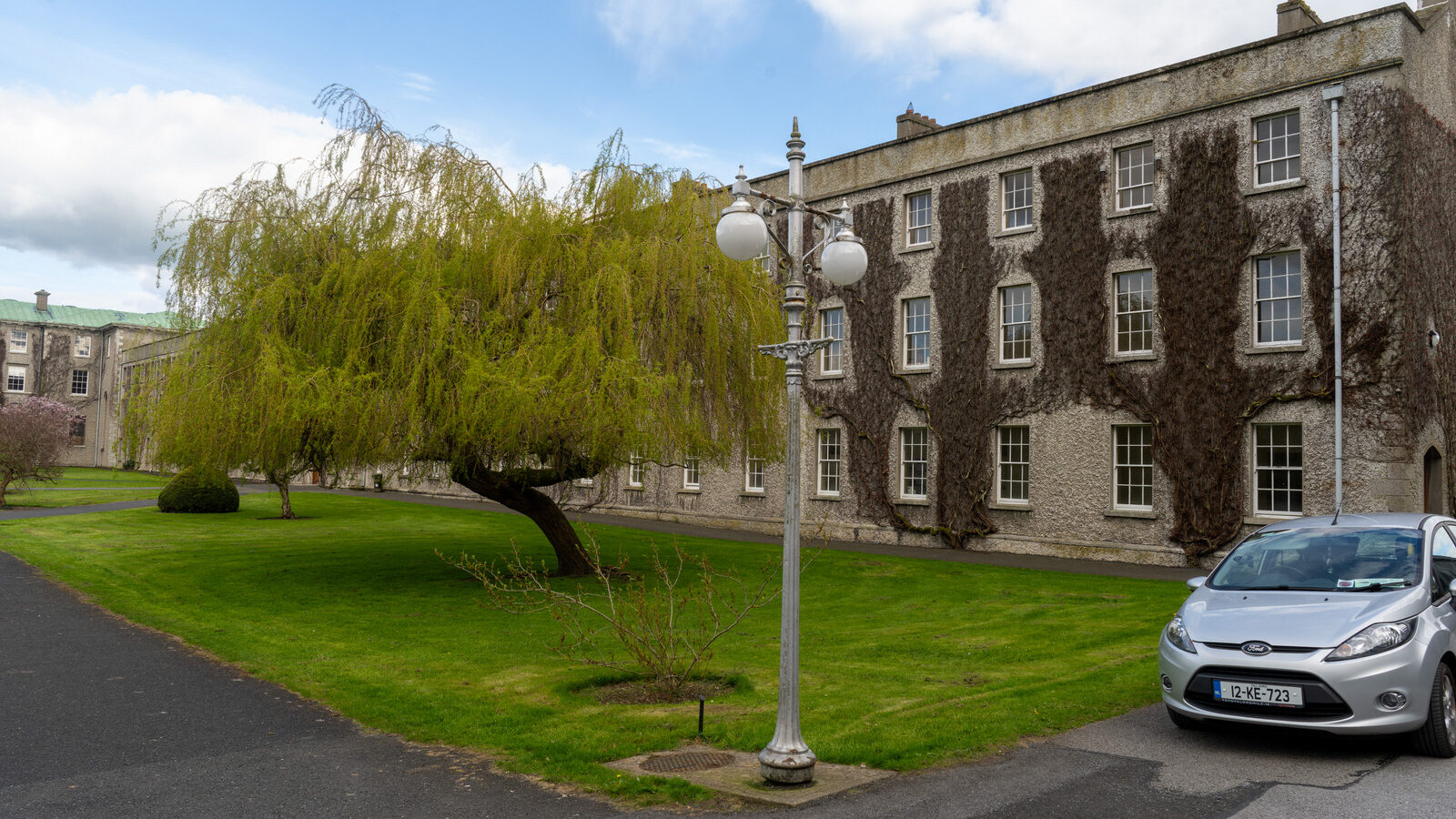 ST PATRICK'S COLLEGE IN MAYNOOTH [COUNTY KILDARE]-223065-1