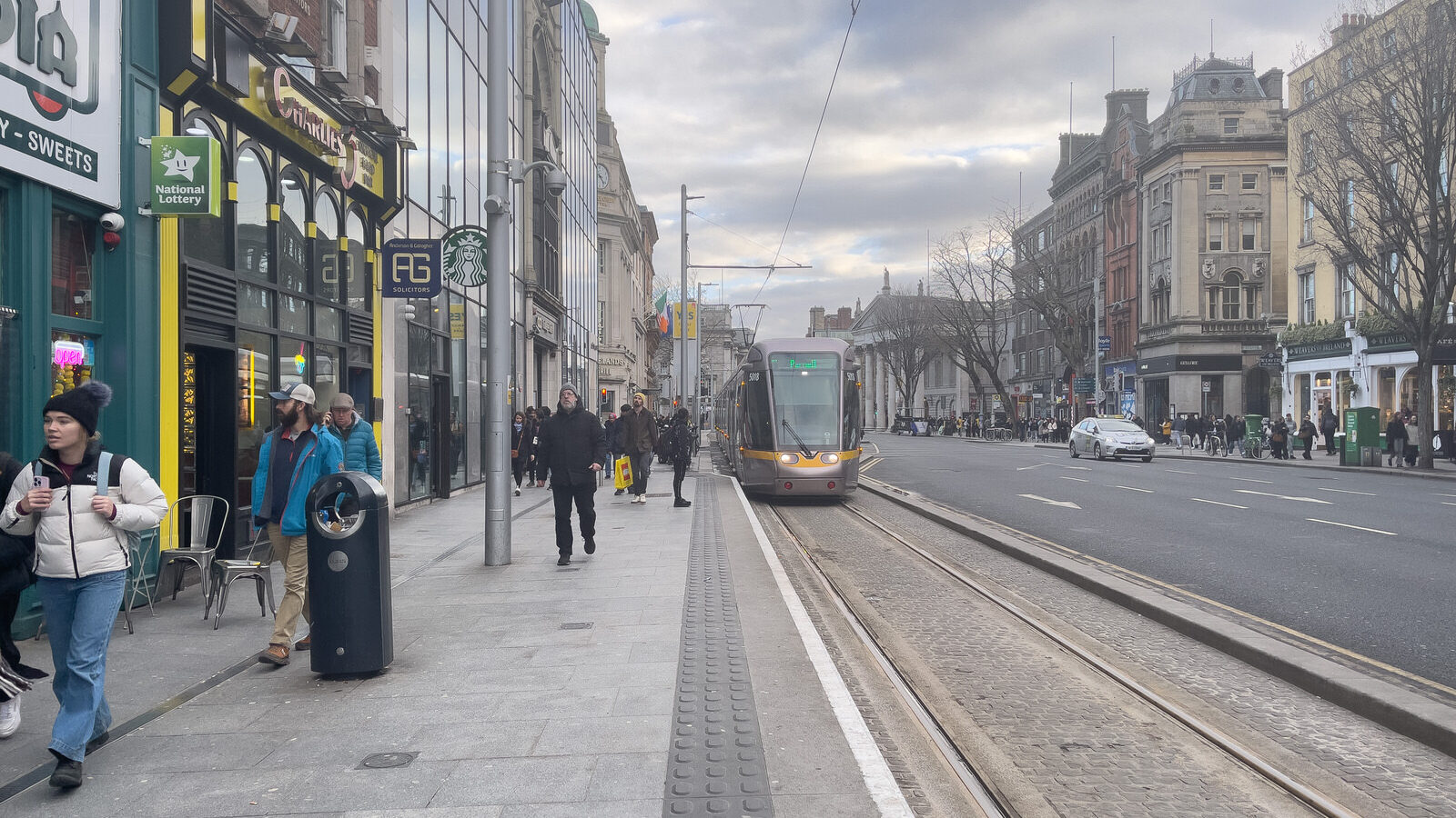 WESTMORELAND STREET IN DUBLIN [NAMED AFTER JOHN FANE THE 10th EARL OF WESTMORELAND]-229570-1