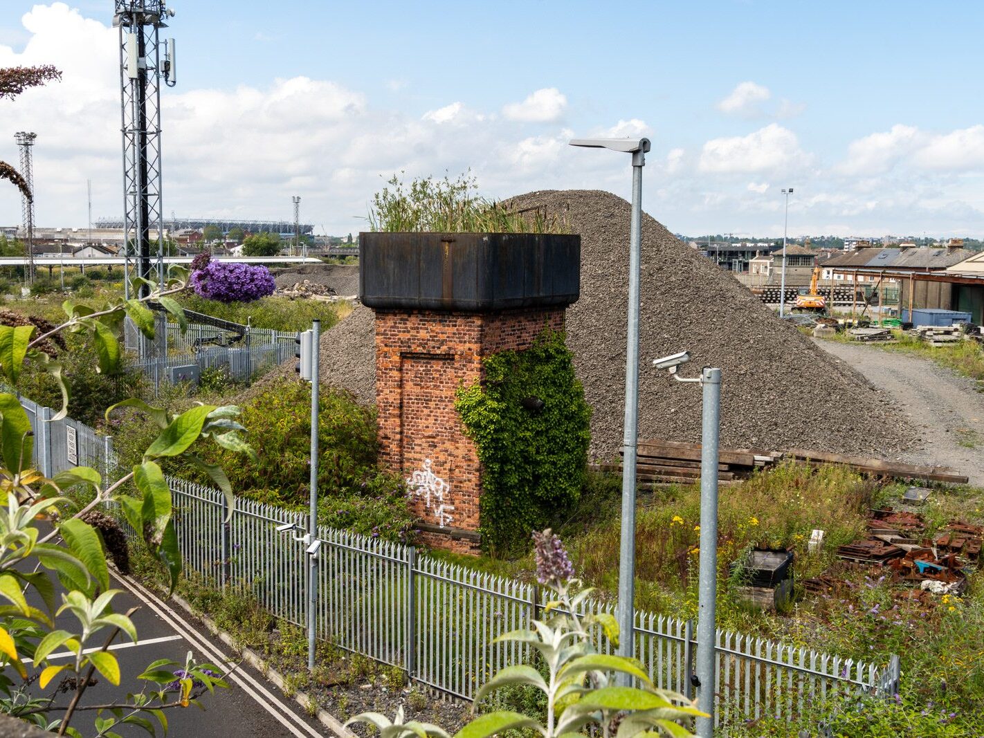 RAILWAY WATER TOWER [UPPER SHERIFF STREET AND ABERCORN ROAD DUBLIN DOCKLANDS]-236591-1