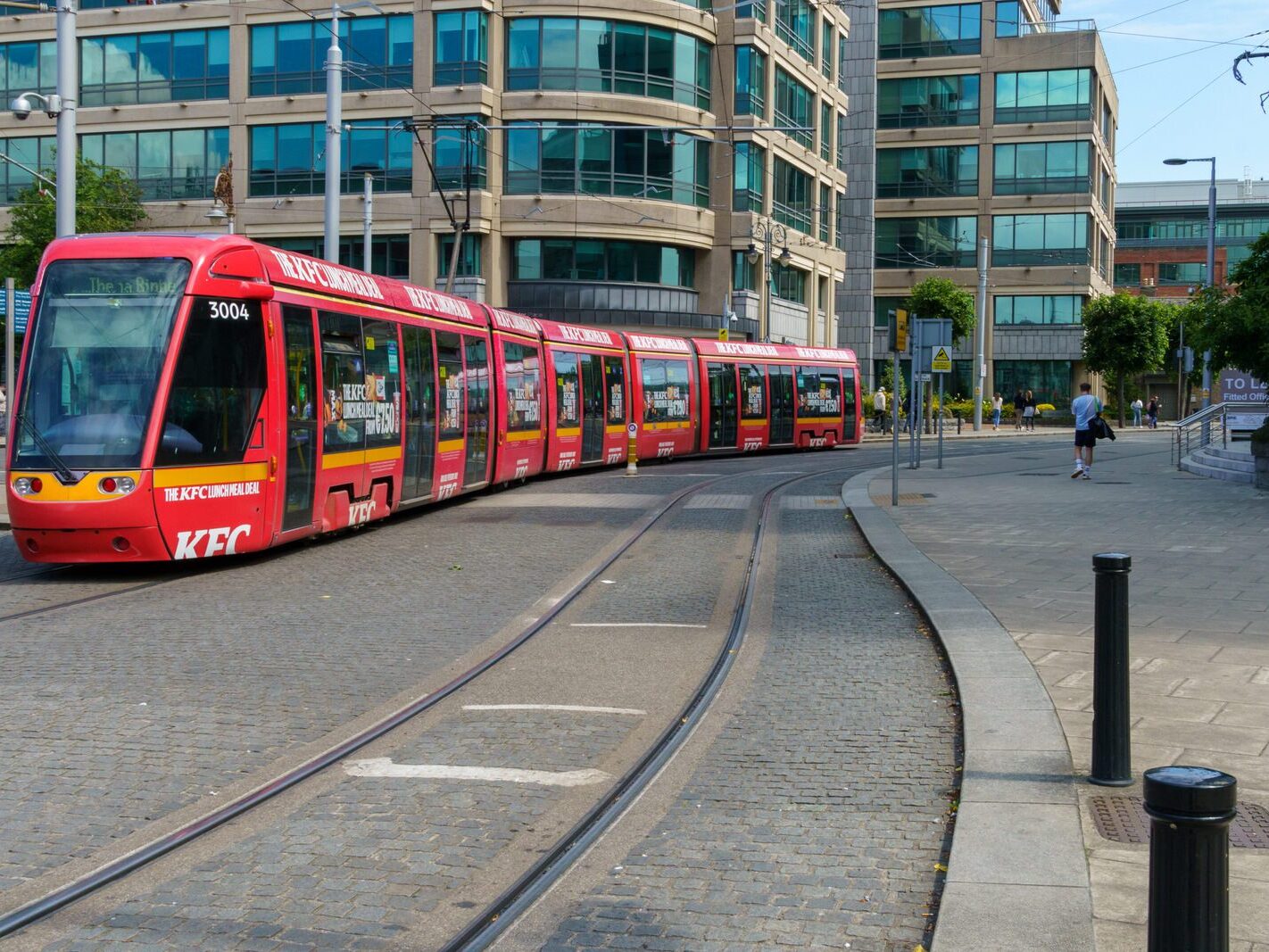 RED LINE TRAM SERVICE [TRAMS TRAVELLING TO AND FROM THE POINT]-236499-1