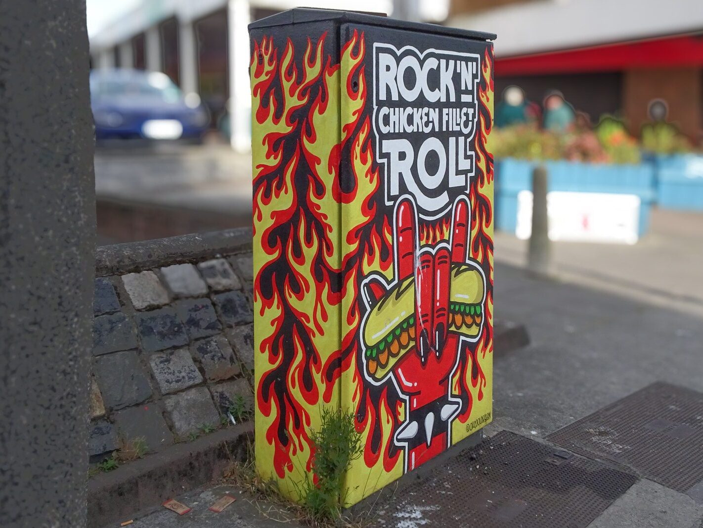 ROCK AND CHICKEN FILLET ROLL ON PRUSSIA STREET [PAINT-A-BOX BY MARTA OKUKICZ] X-236744-1
