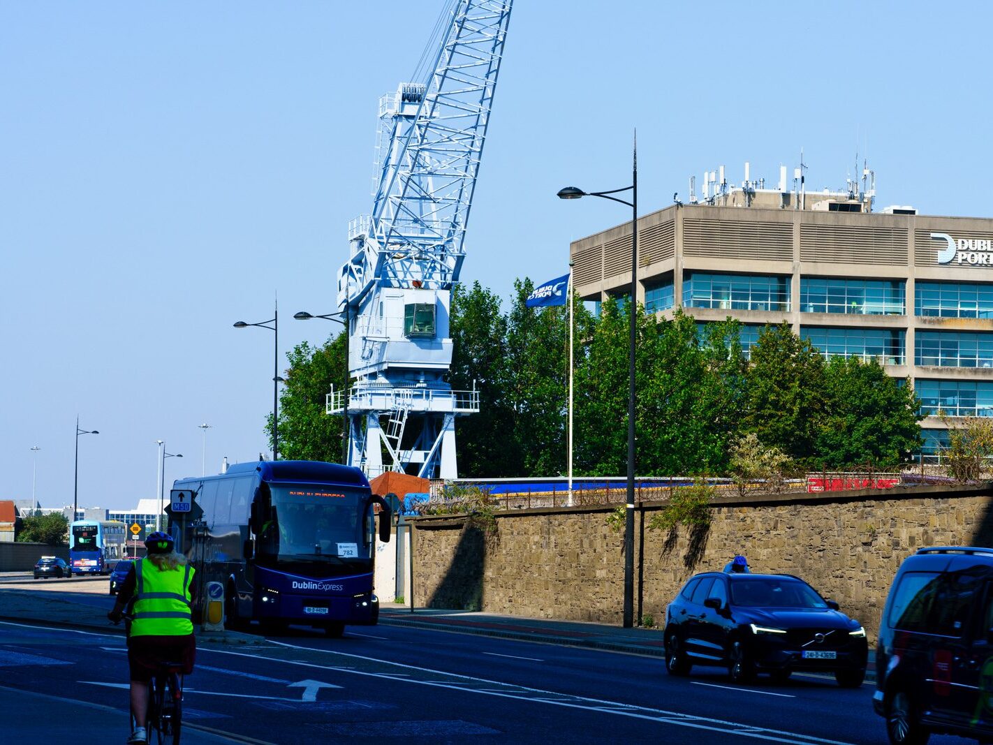 THE CORTEN STEEL SIGN LOOKS LIKE A SHIP PLUS REFURBISHED CRANE [DUBLIN PORT 2024]-239591-1