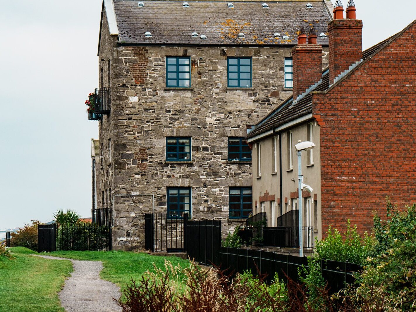 BETWEEN LOCK 5 AND LOCK 6 [ROYAL CANAL DUBLIN]-241084-1