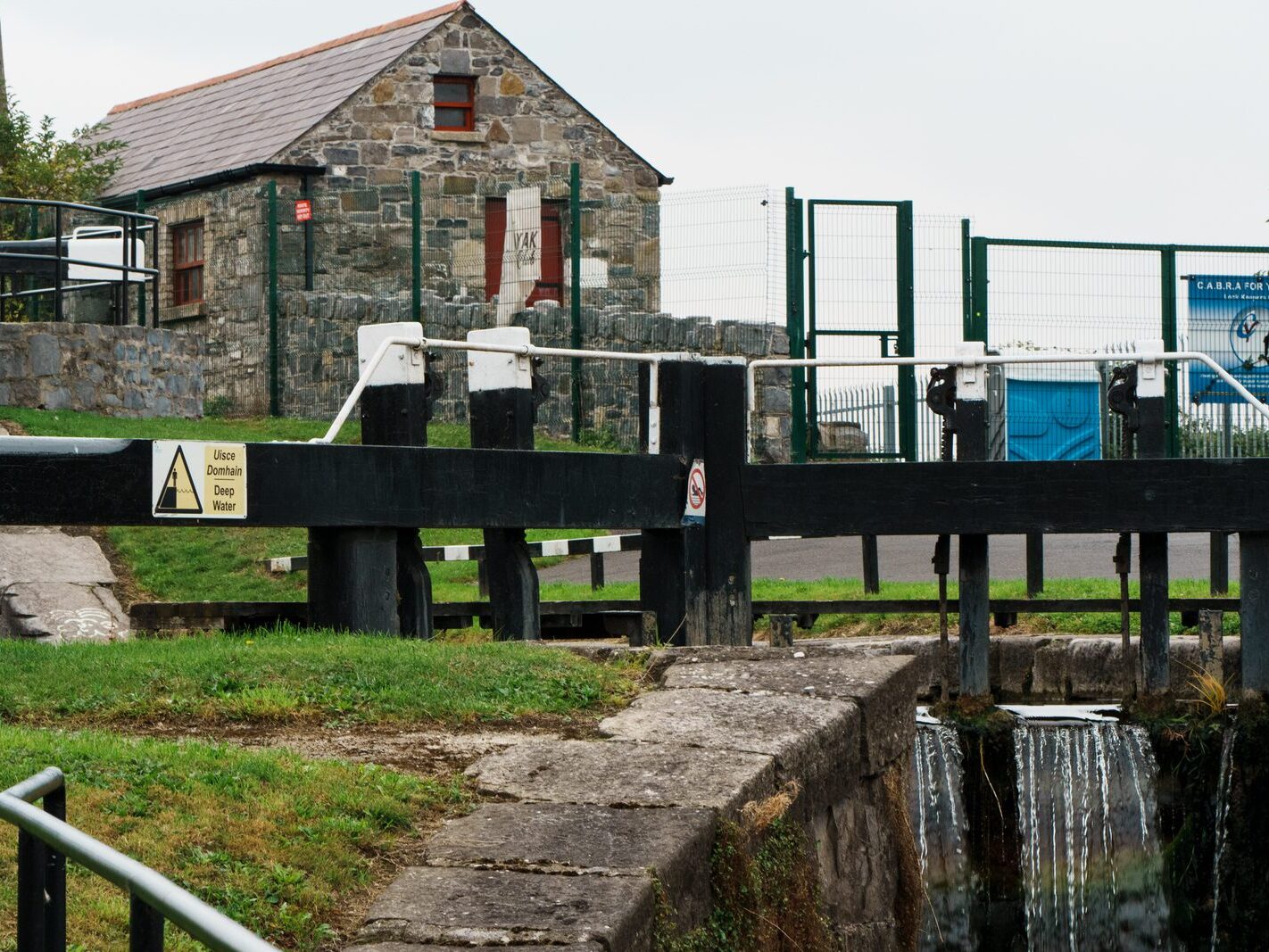 BETWEEN LOCK 5 AND LOCK 6 [ROYAL CANAL DUBLIN]-241106-1